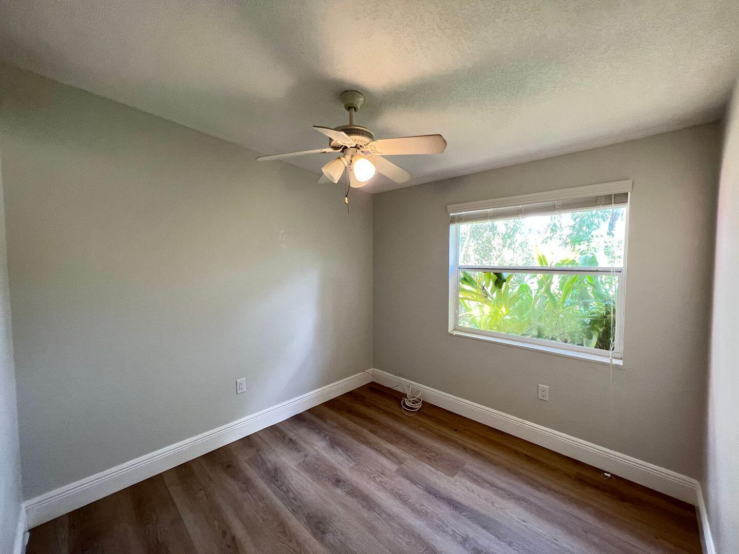 SEMINOLE MANOR - Residential Lease