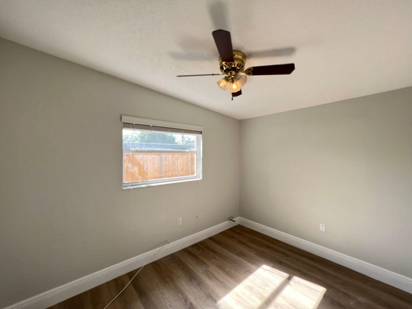 SEMINOLE MANOR - Residential Lease