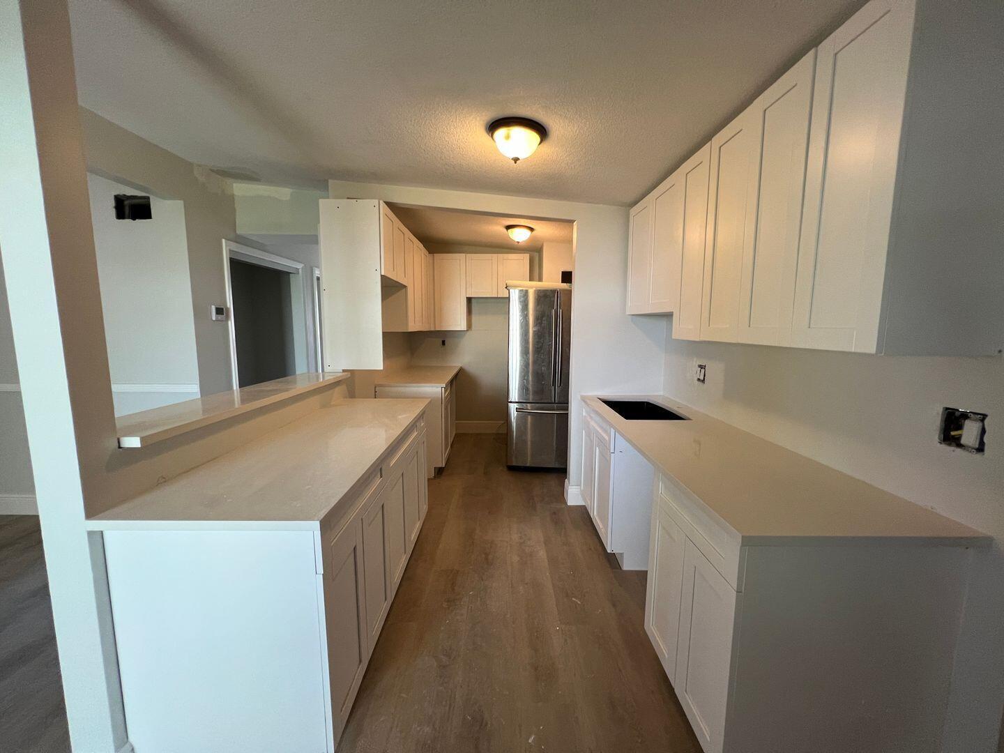 SEMINOLE MANOR - Residential Lease