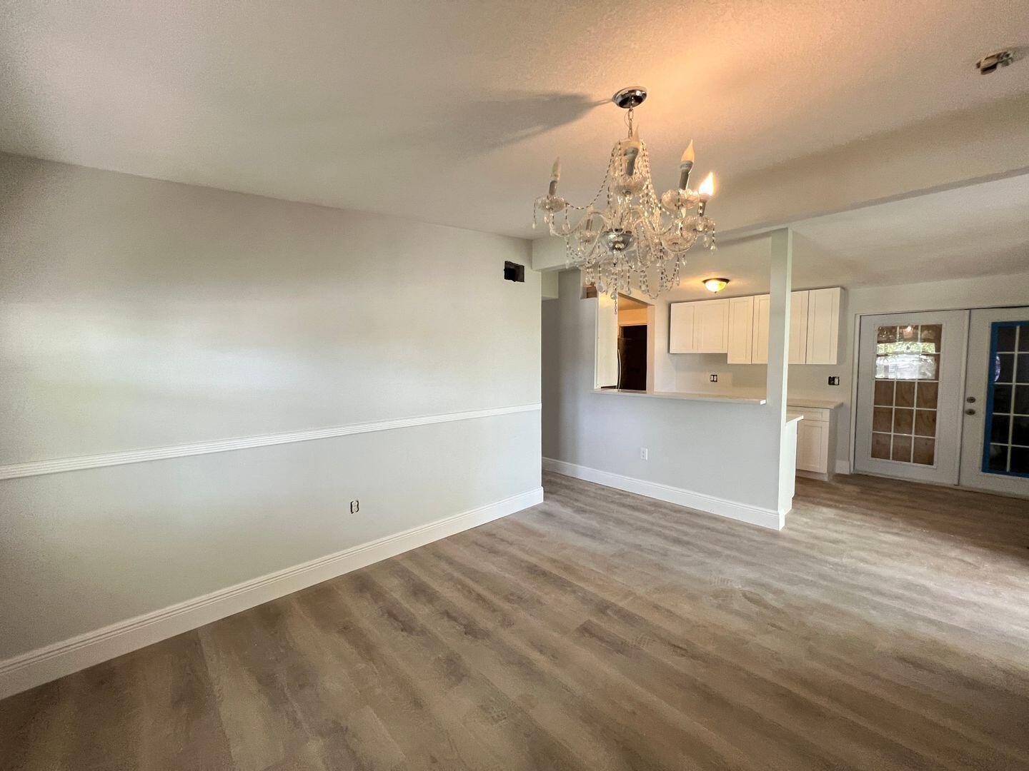 SEMINOLE MANOR - Residential Lease