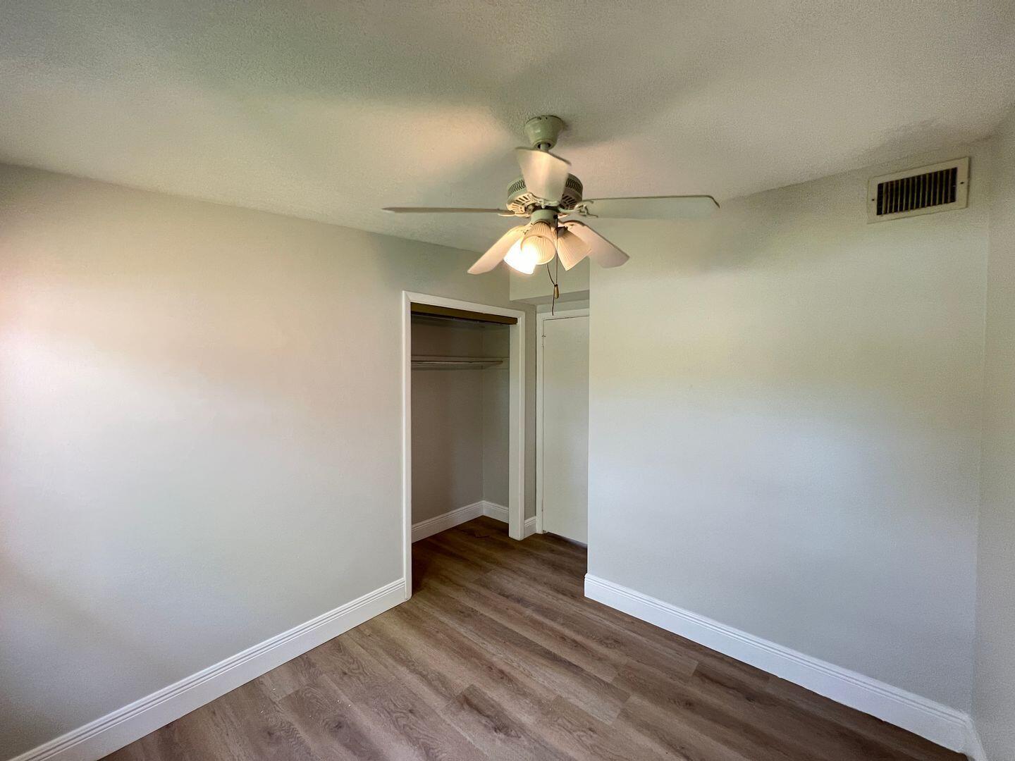 SEMINOLE MANOR - Residential Lease
