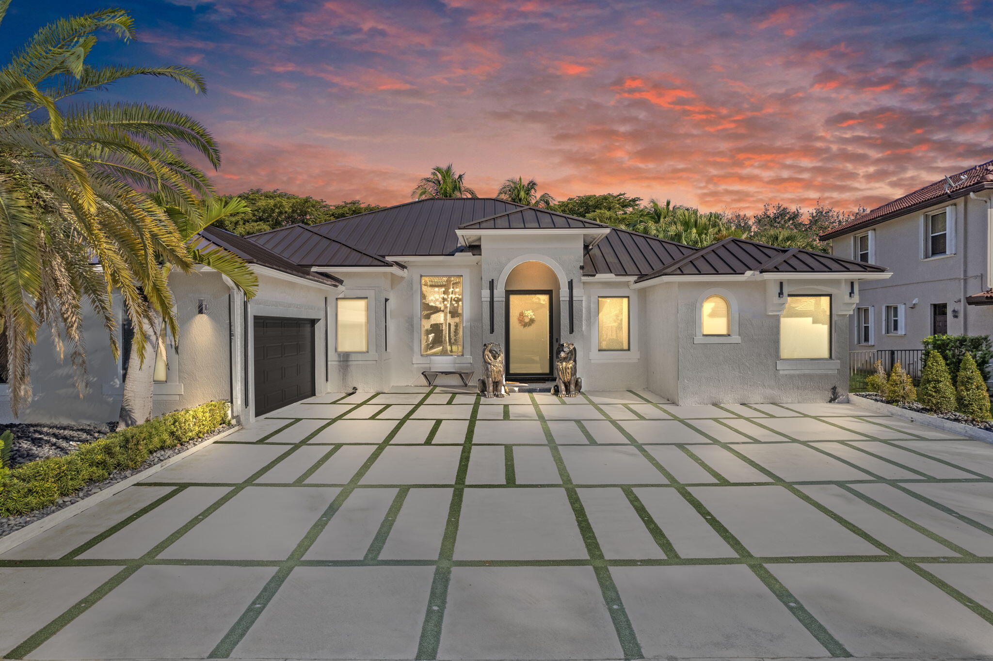 SUNSET LAKES PLAT TWO - Residential