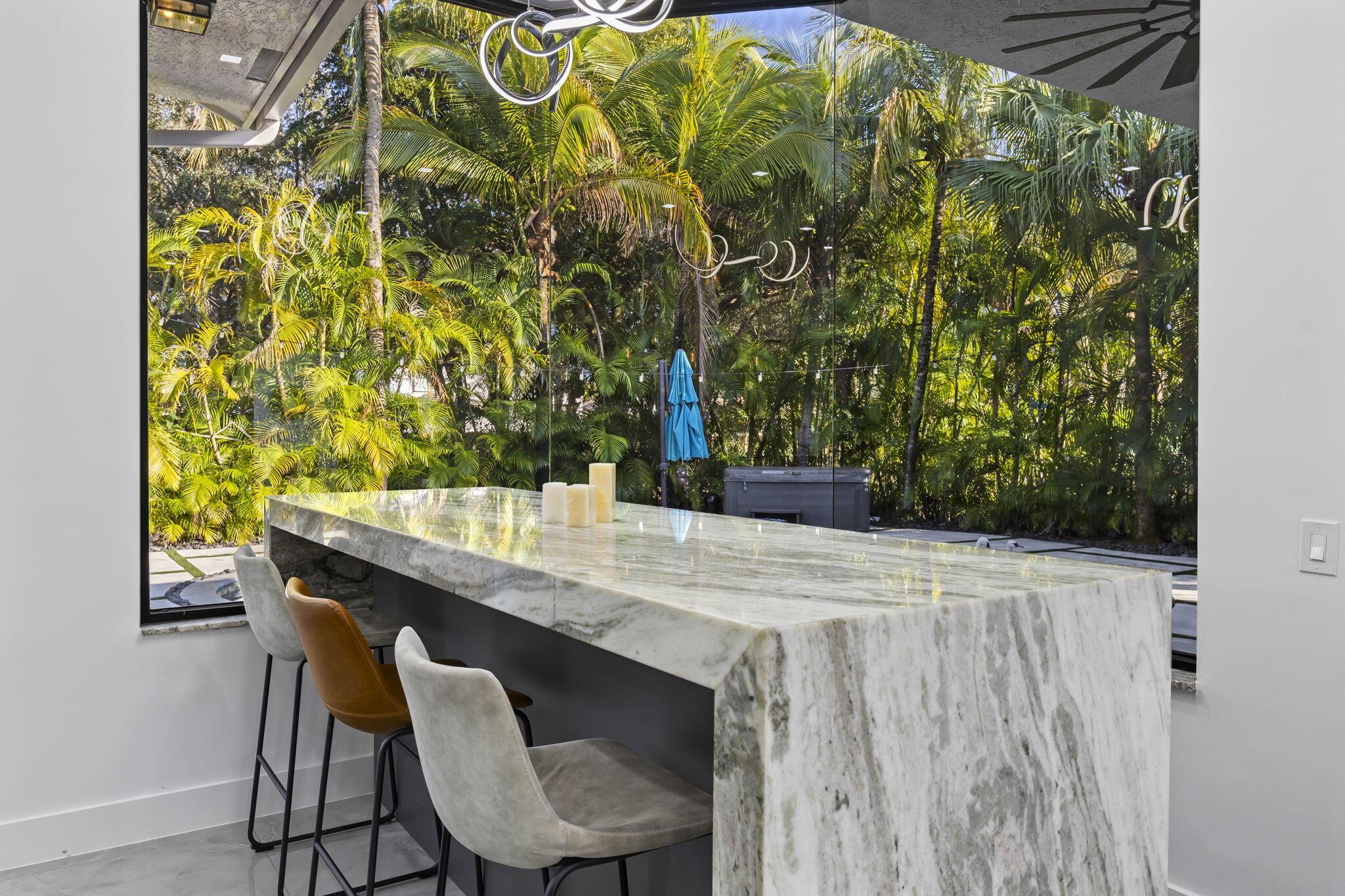 SUNSET LAKES PLAT TWO - Residential