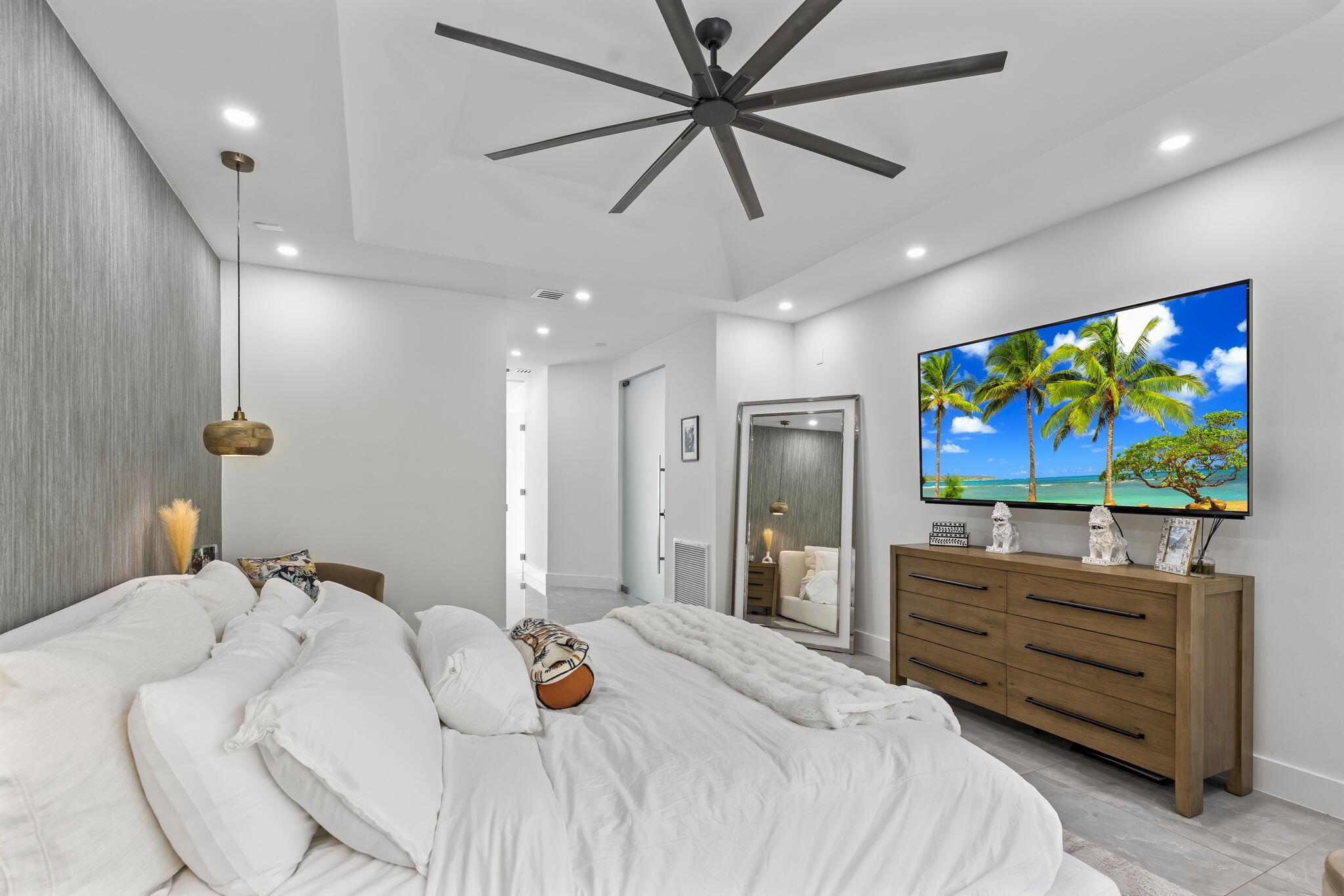 SUNSET LAKES PLAT TWO - Residential