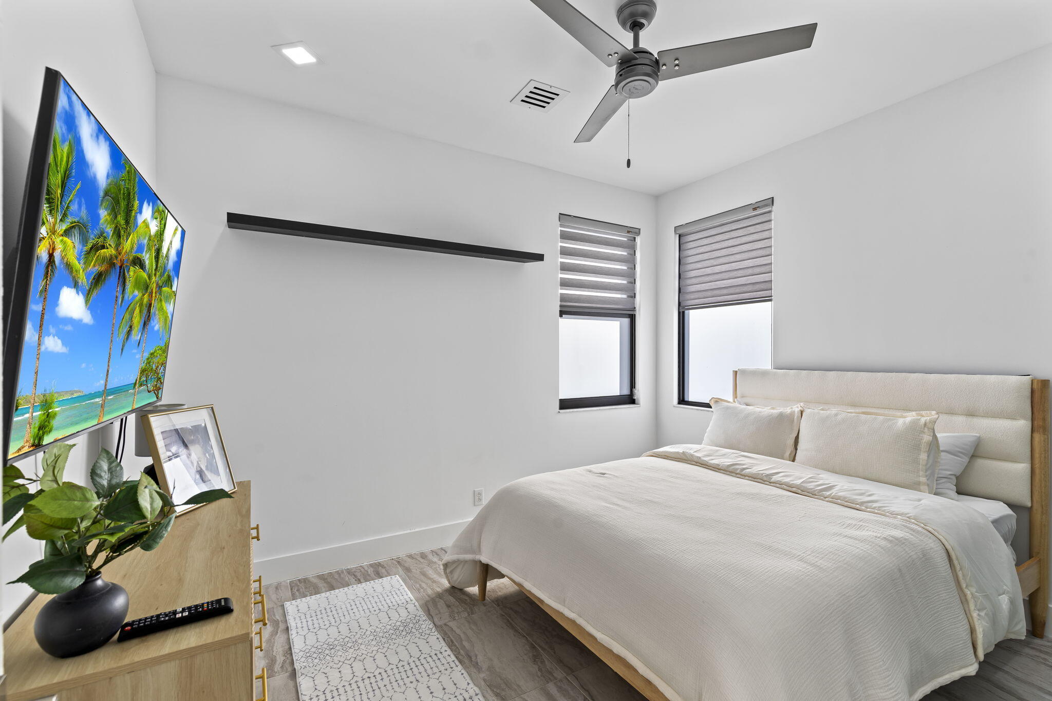 SUNSET LAKES PLAT TWO - Residential