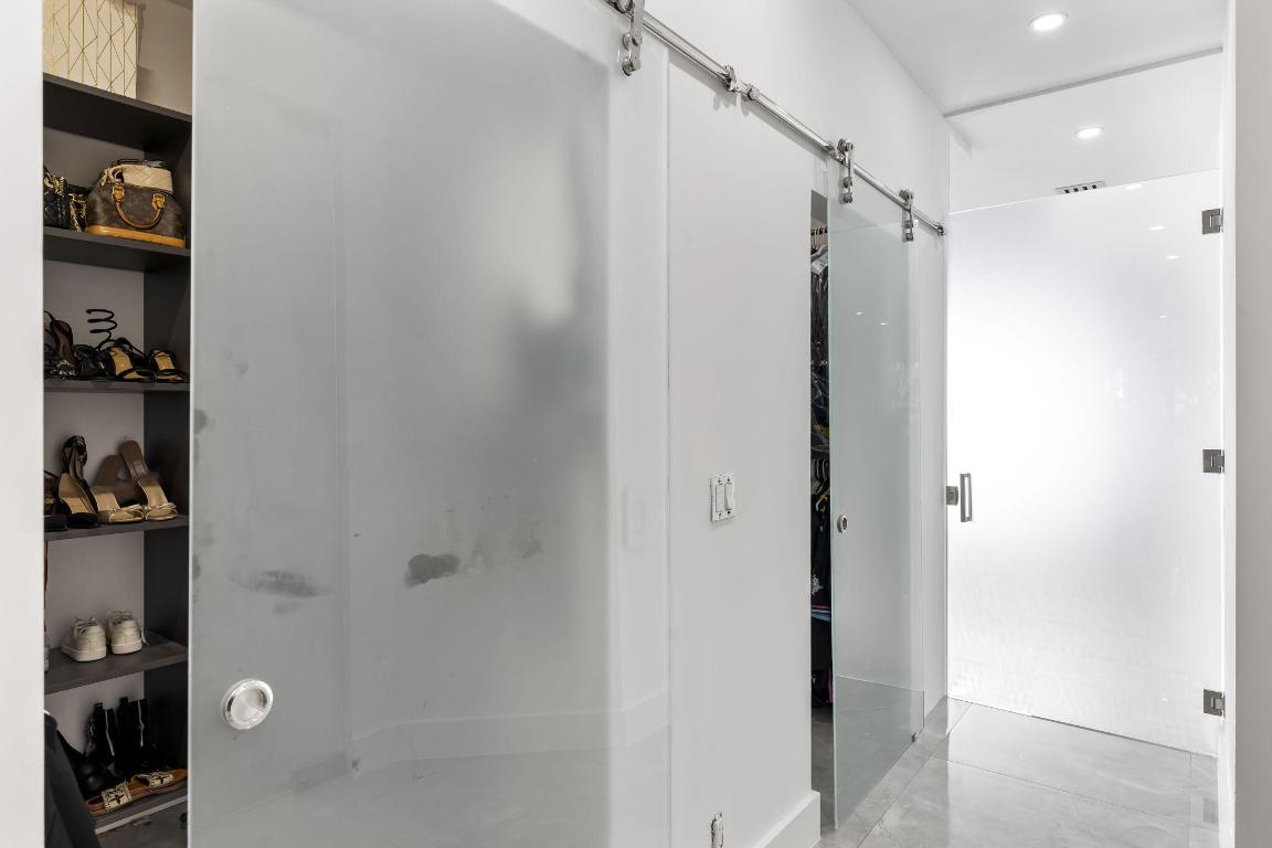 SUNSET LAKES PLAT TWO - Residential