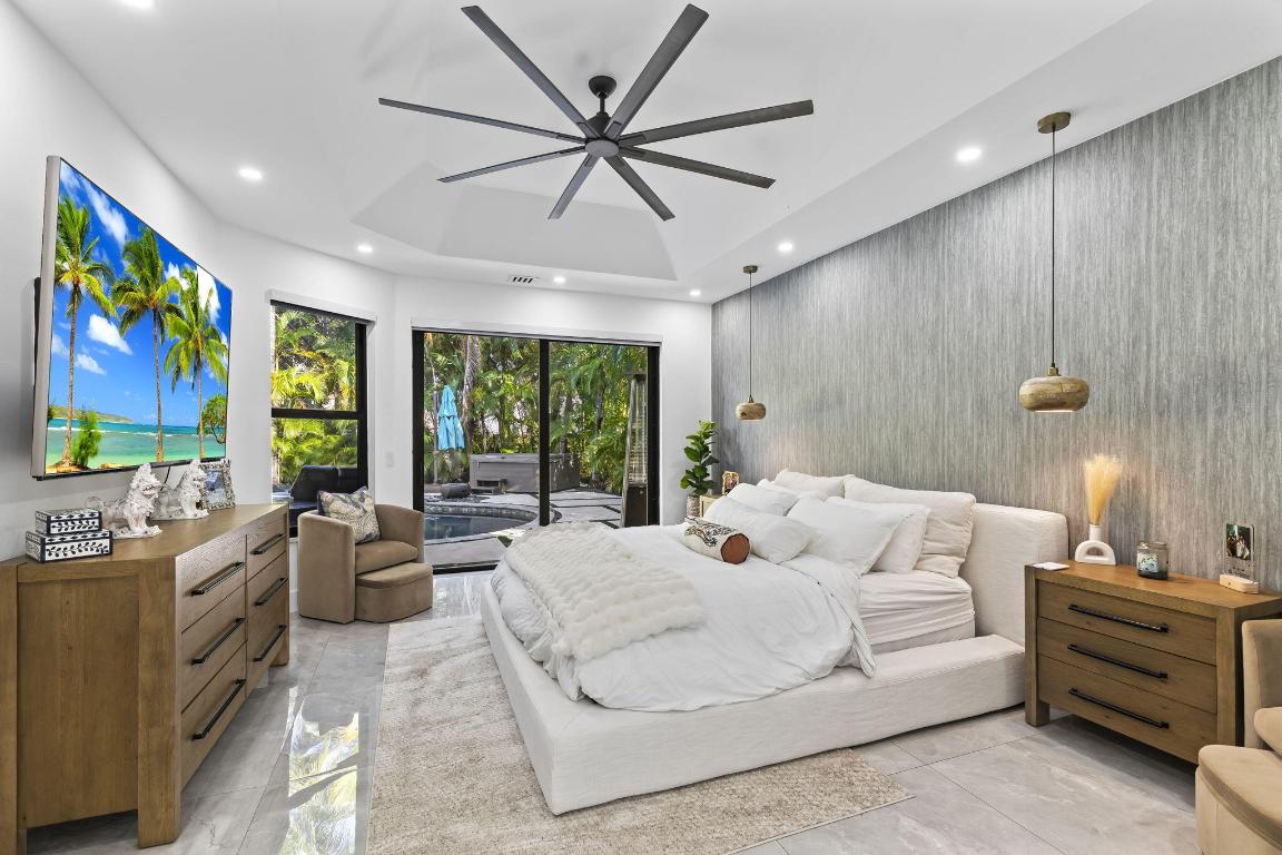 SUNSET LAKES PLAT TWO - Residential