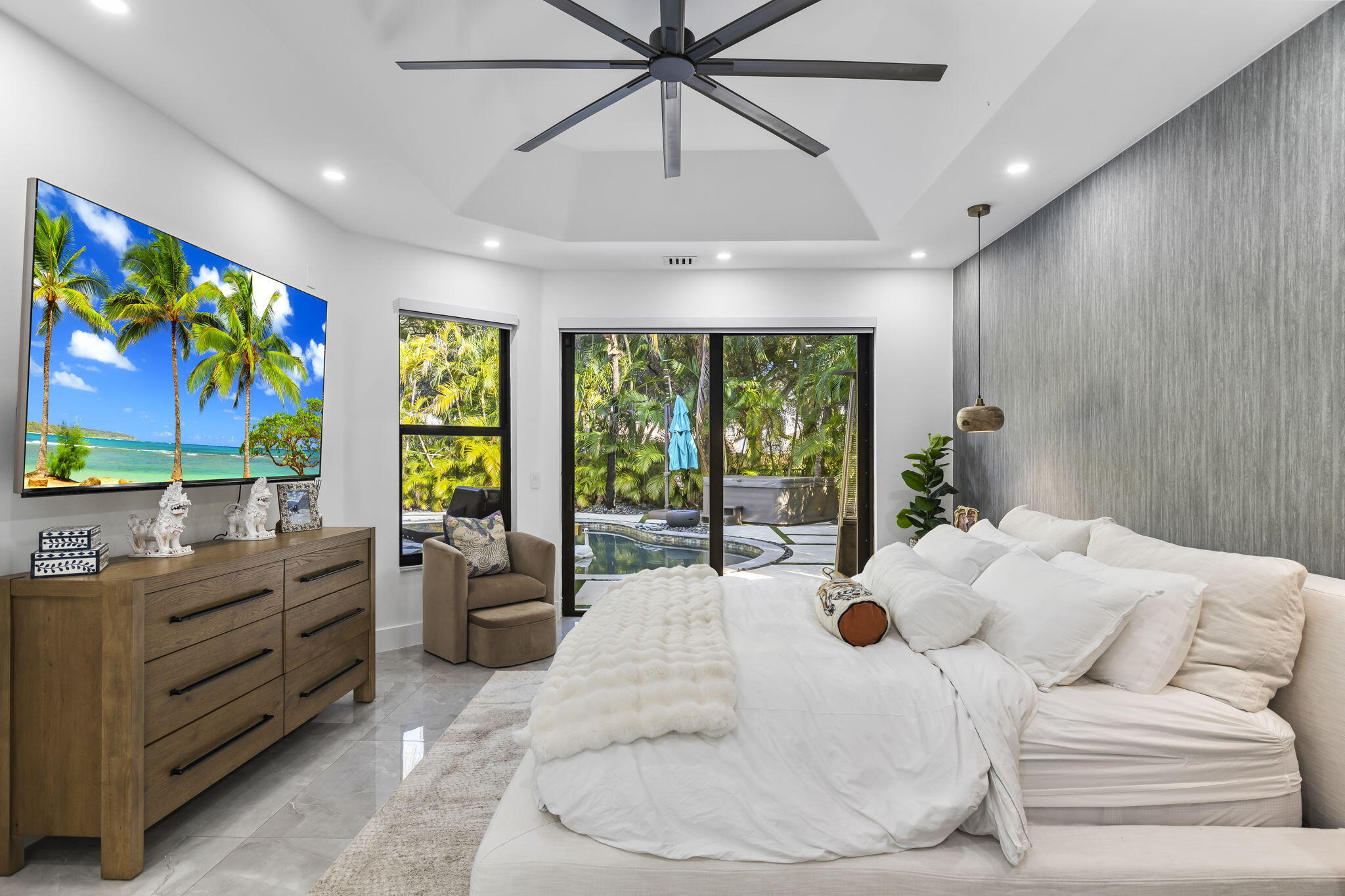 SUNSET LAKES PLAT TWO - Residential