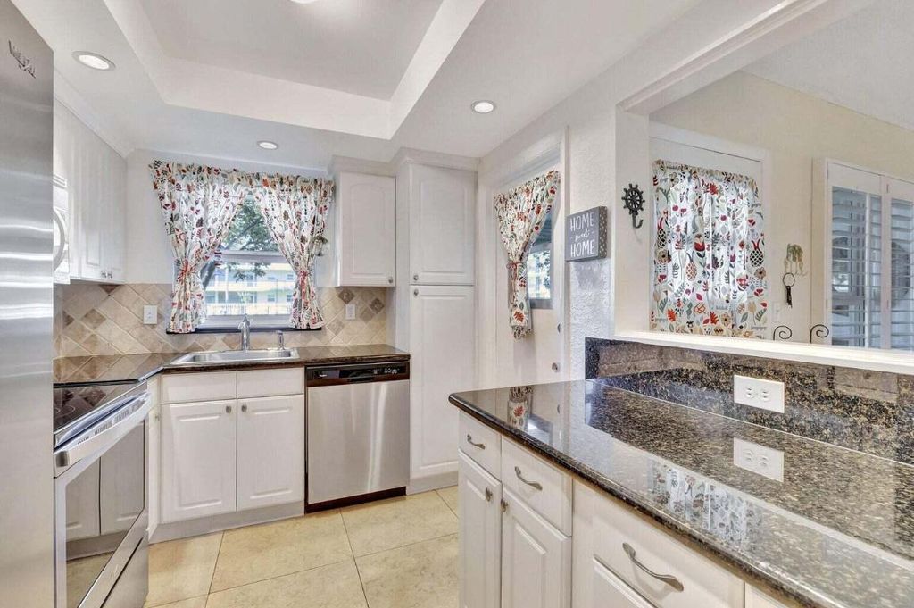 Photo of 806 SE 7th Street #104, Deerfield Beach, FL 33441 (MLS # R11157691)