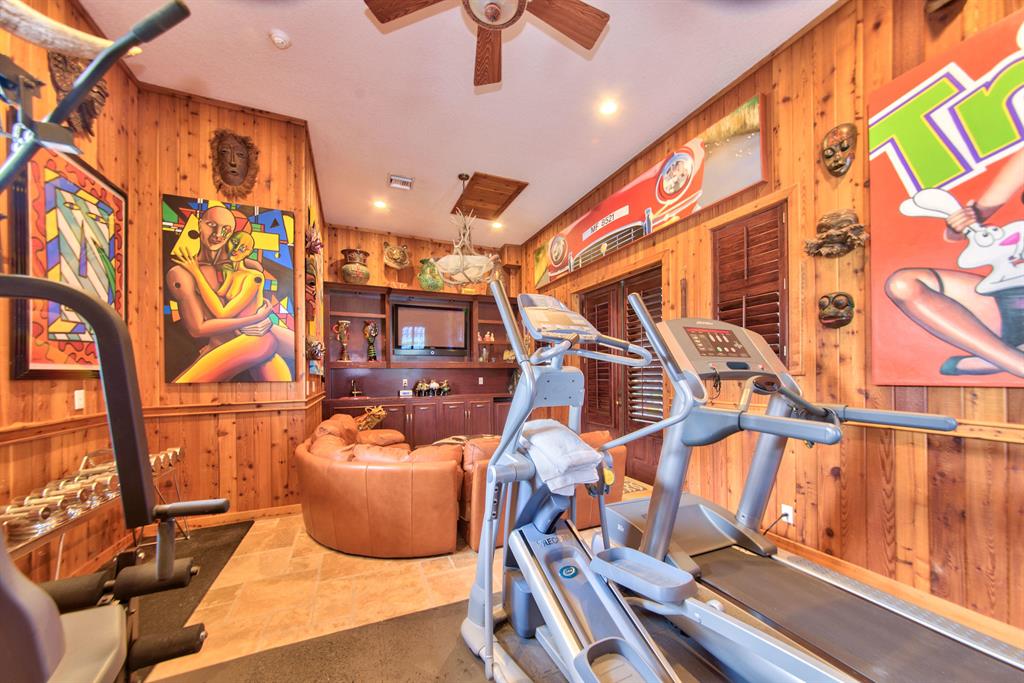 PALM BEACH POINT - Residential