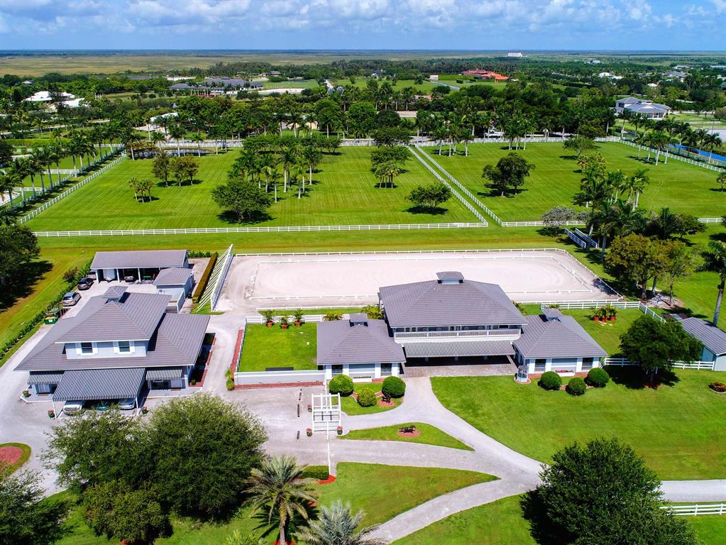 PALM BEACH POINT - Residential