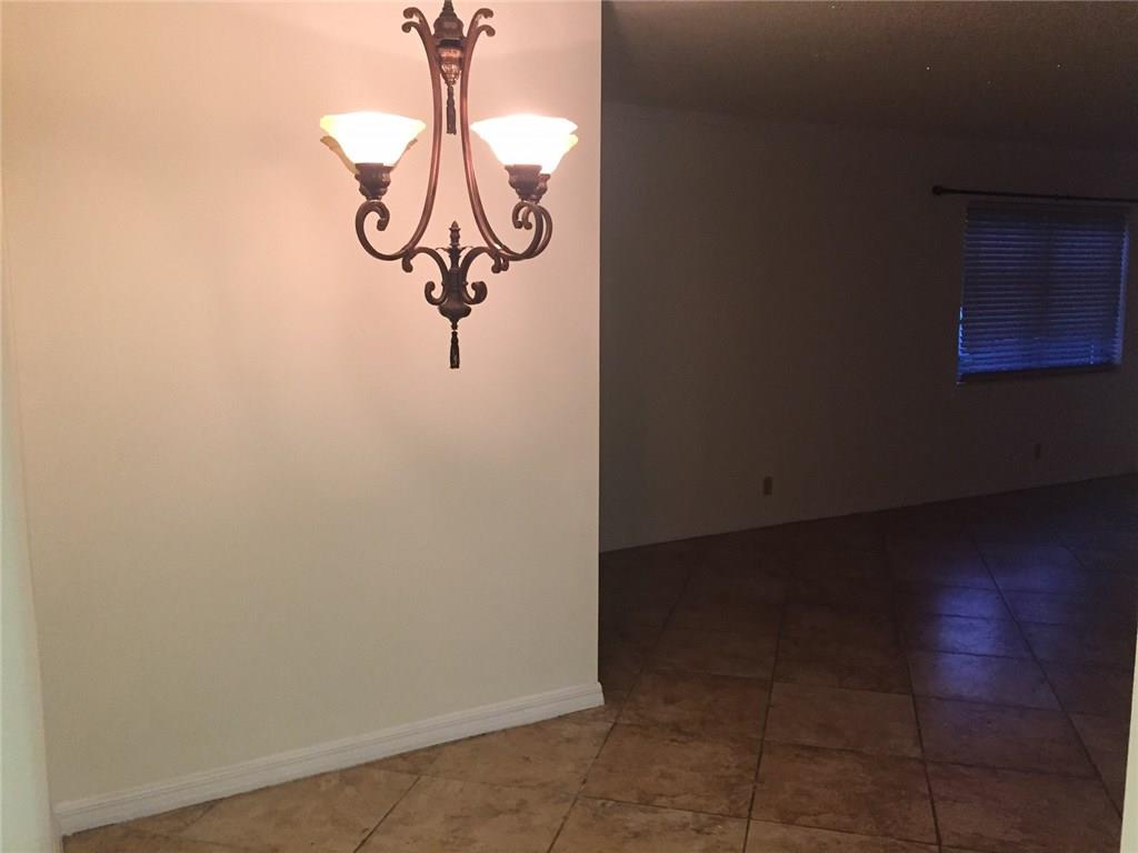 OAKLAND GROVE VILLAGE - Residential