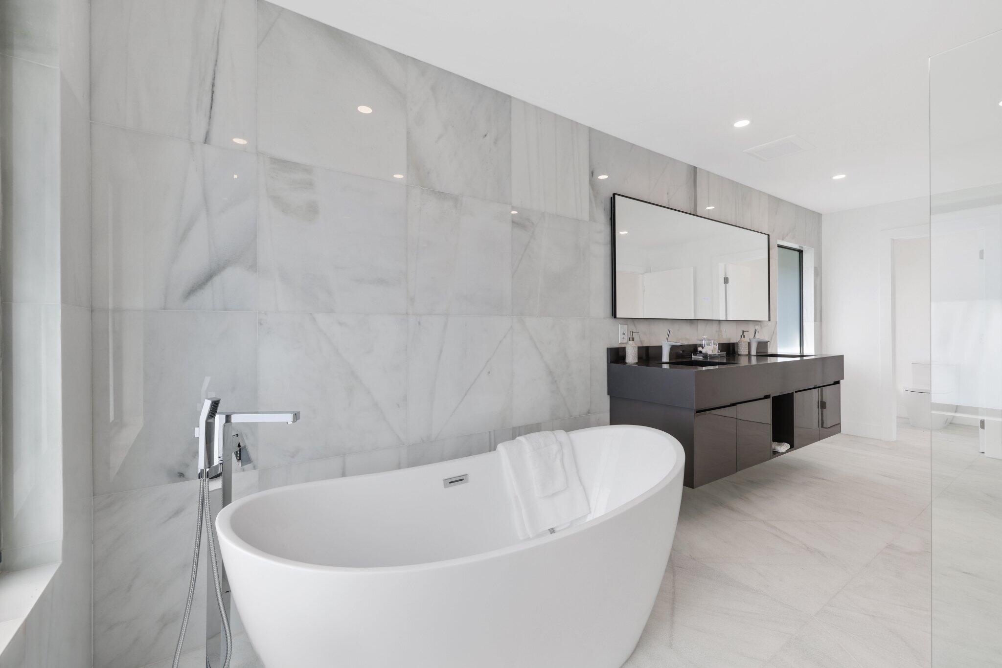 BLUE INLET - Residential