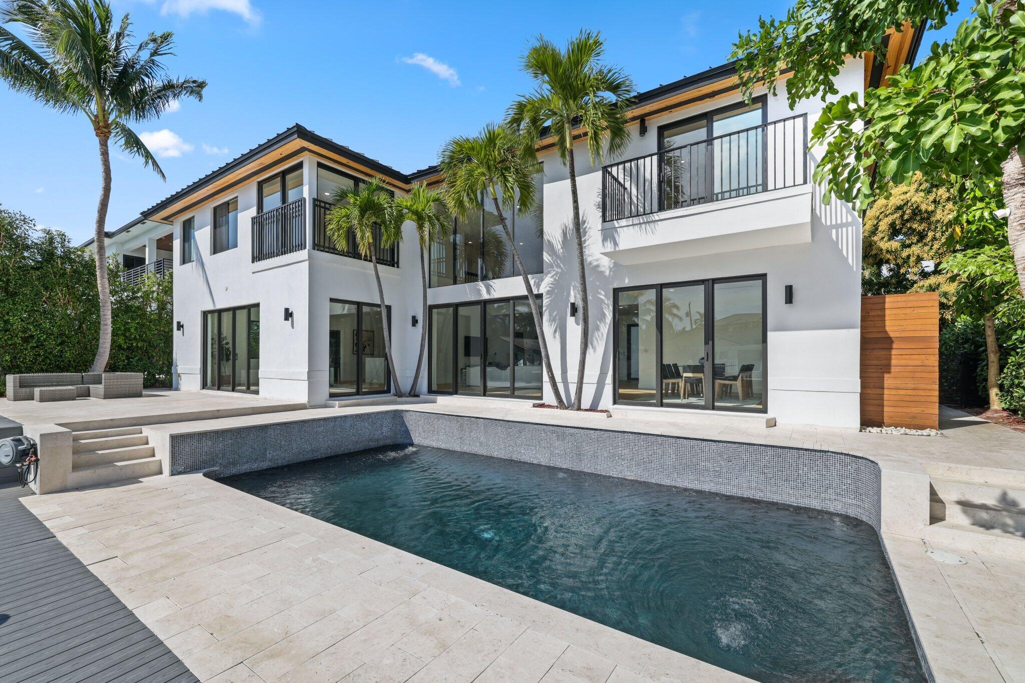 BLUE INLET - Residential