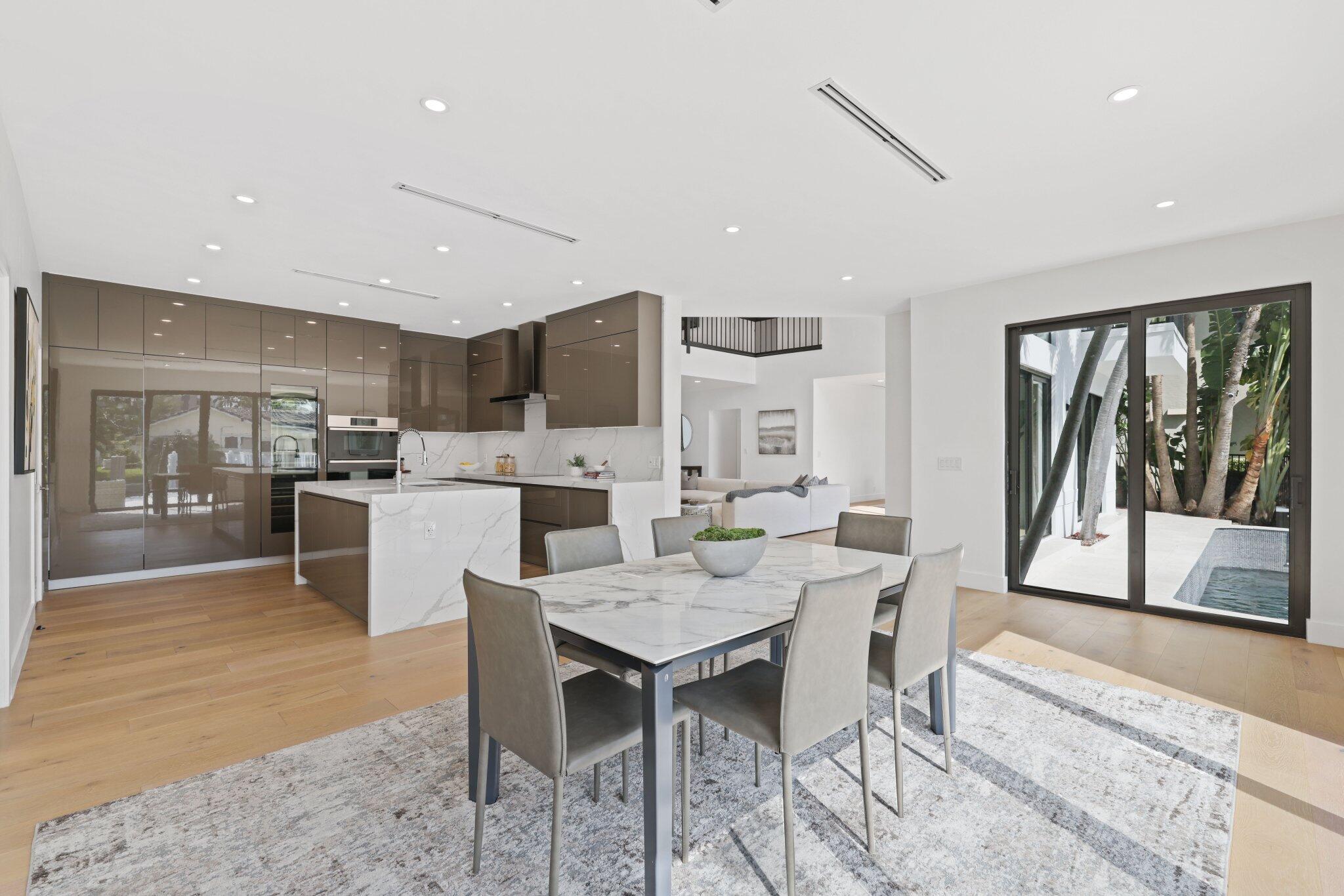 BLUE INLET - Residential