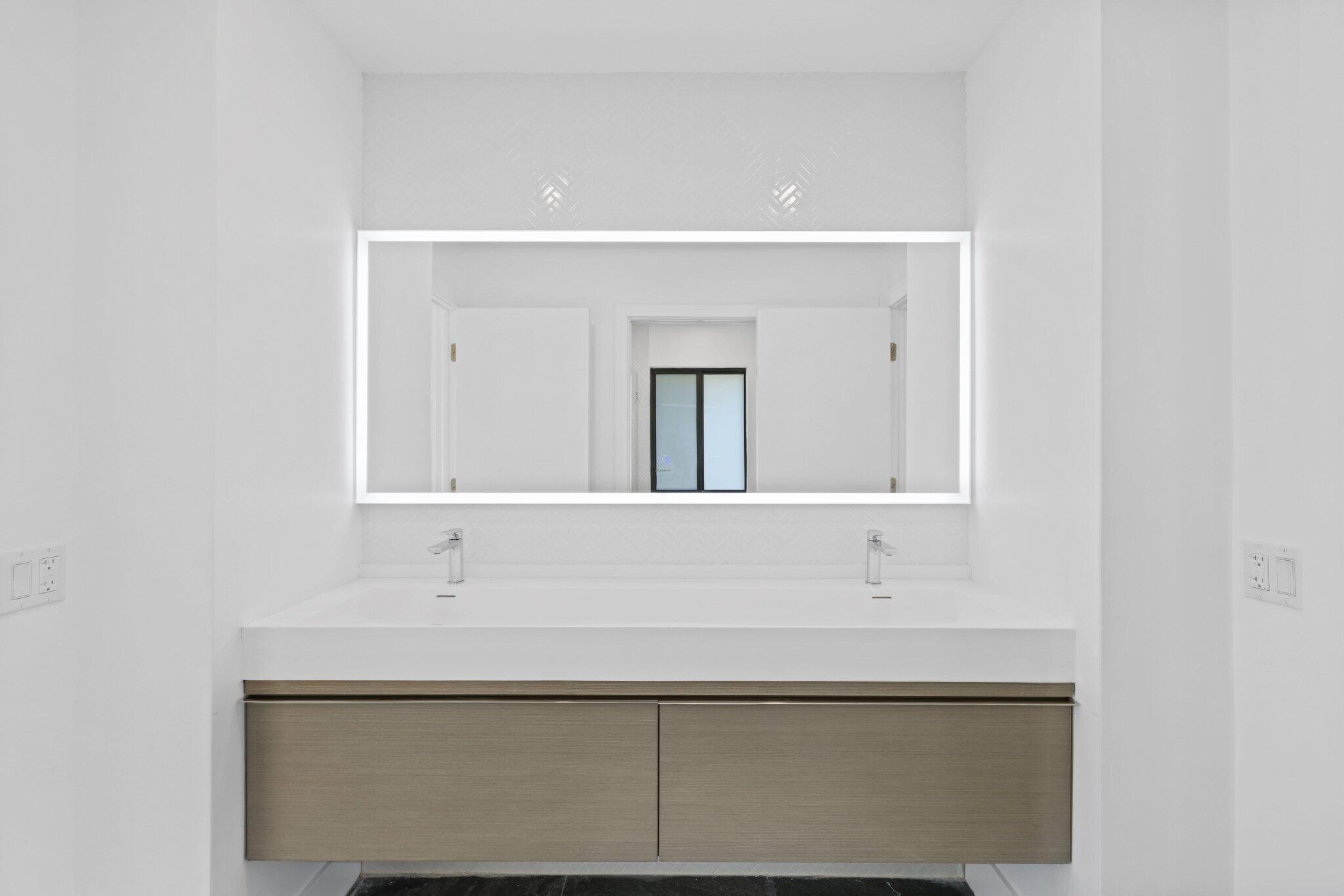 BLUE INLET - Residential