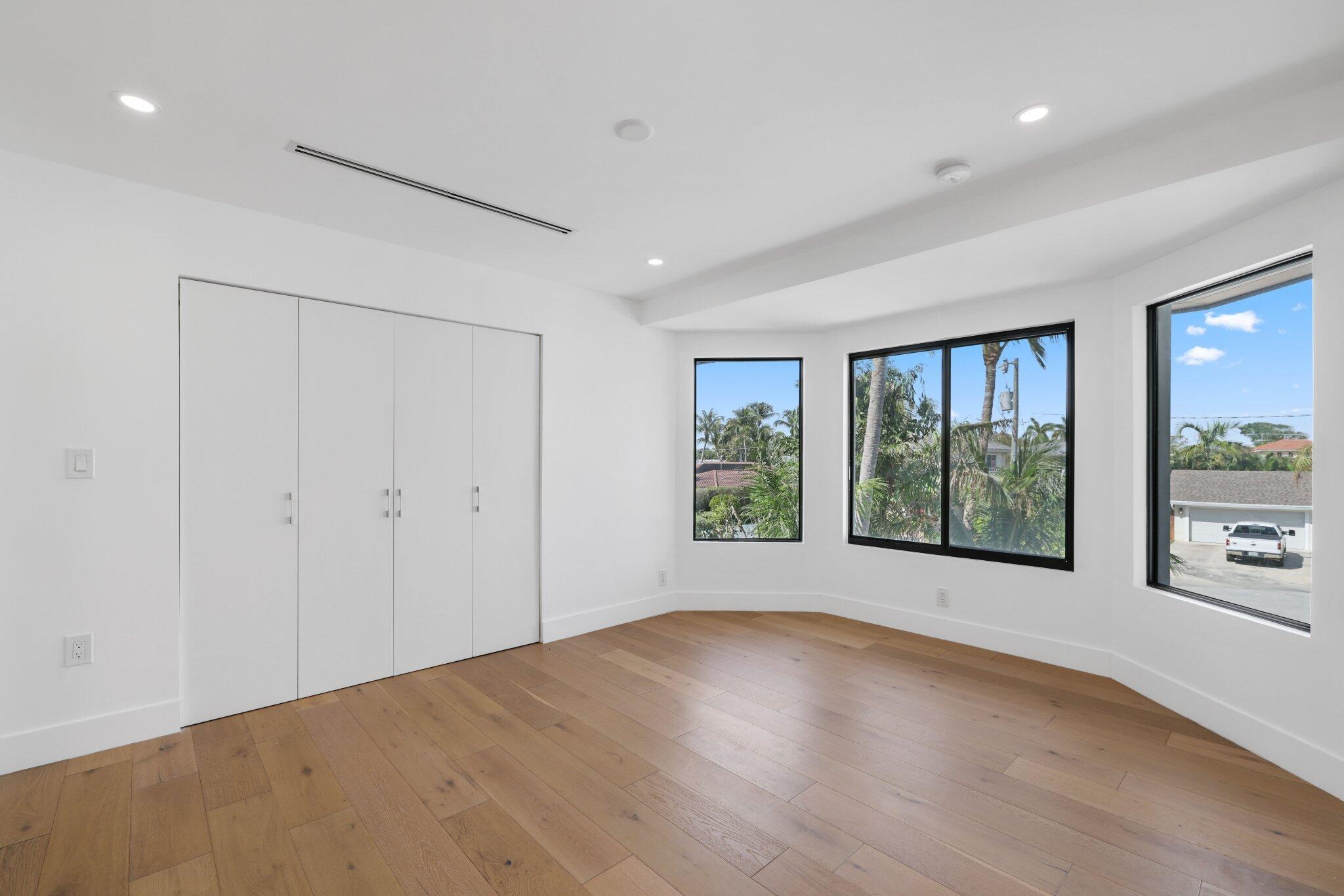 BLUE INLET - Residential