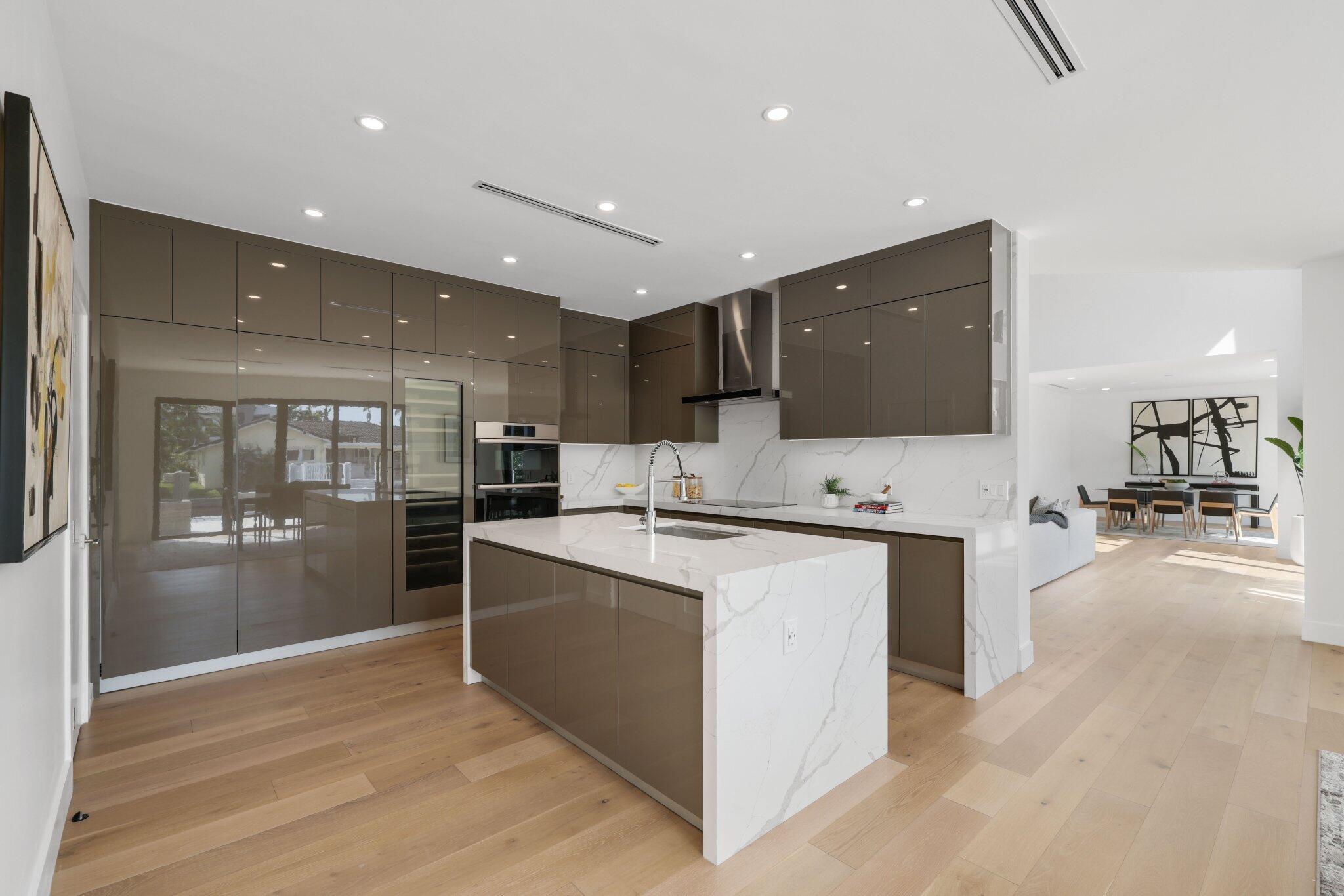 BLUE INLET - Residential