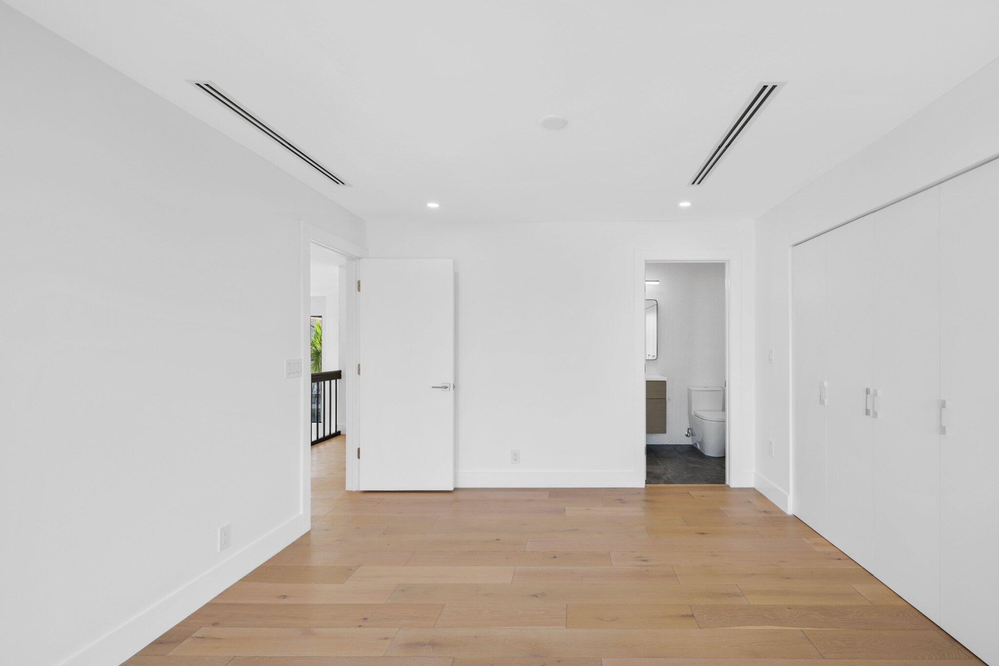 BLUE INLET - Residential