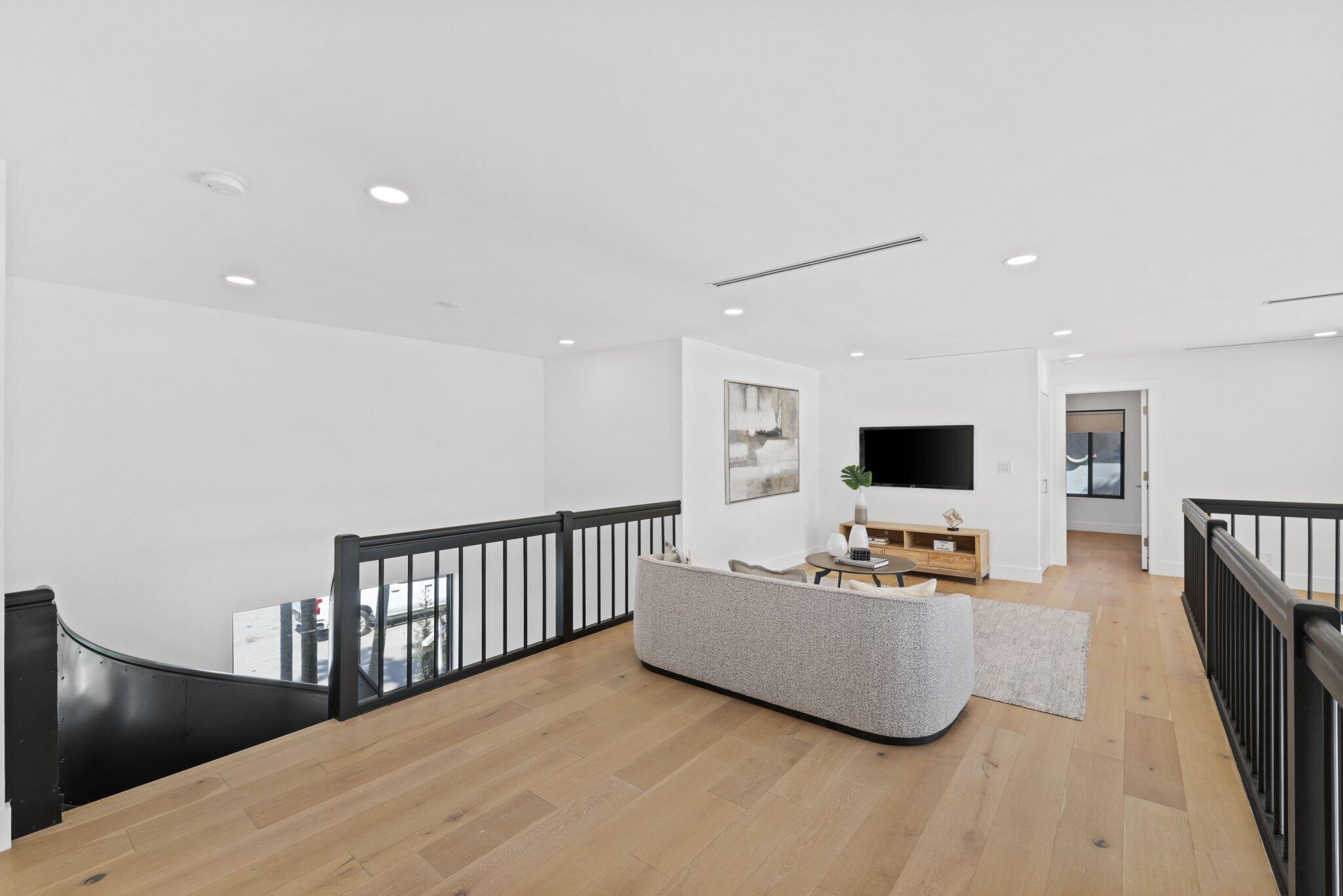 BLUE INLET - Residential