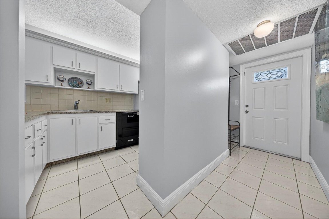 Middle River Homes Condo - Residential