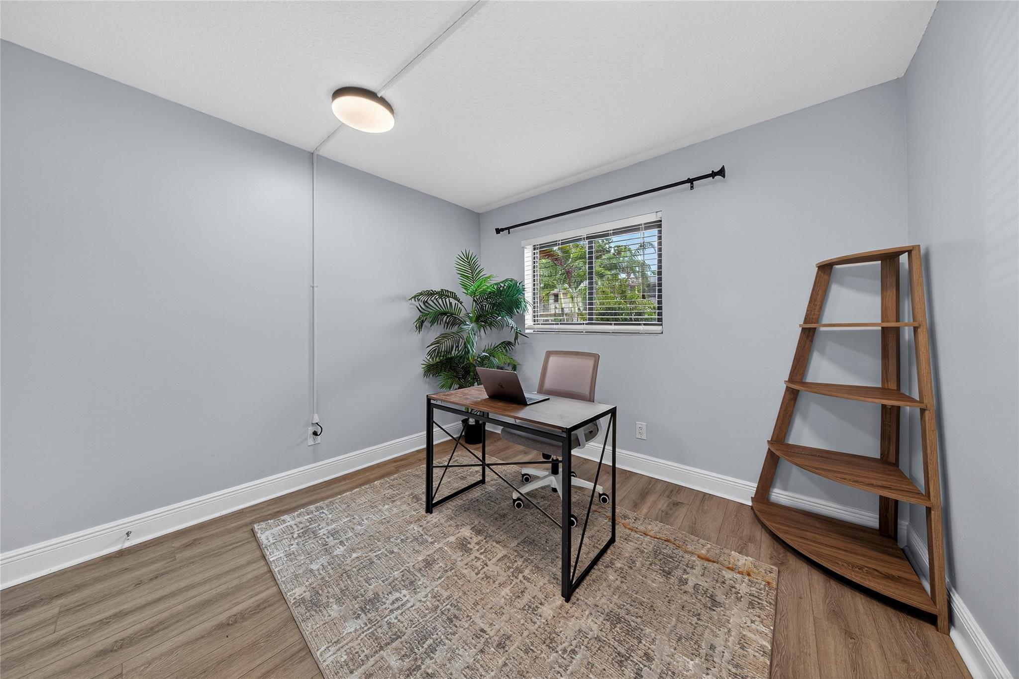 Middle River Homes Condo - Residential