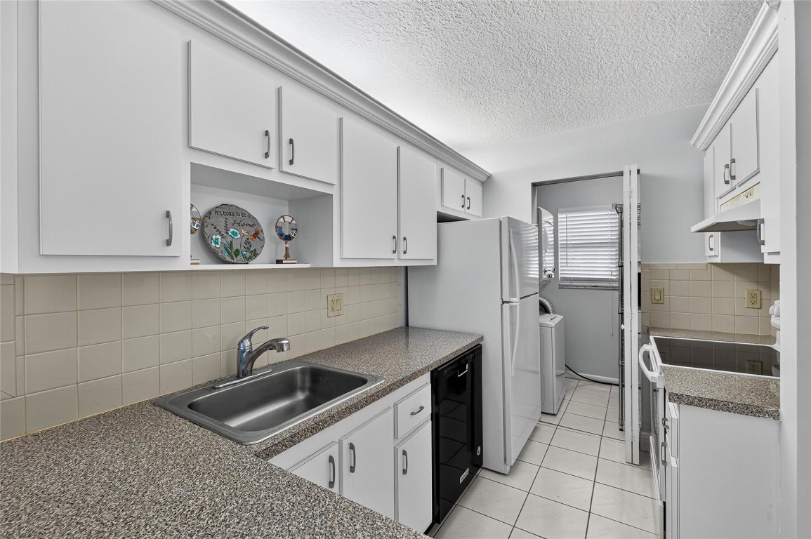 Middle River Homes Condo - Residential