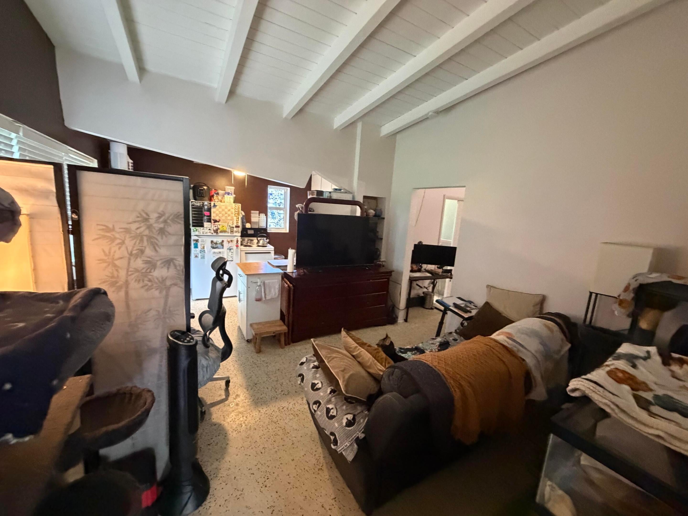 37 SE 14TH Street 12