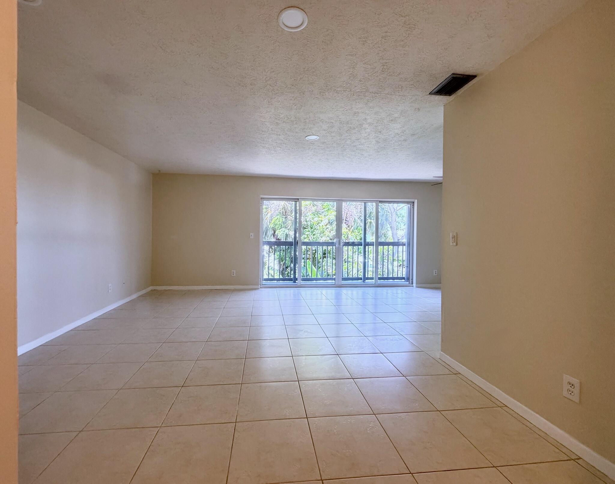 1180 Carlton Court 207