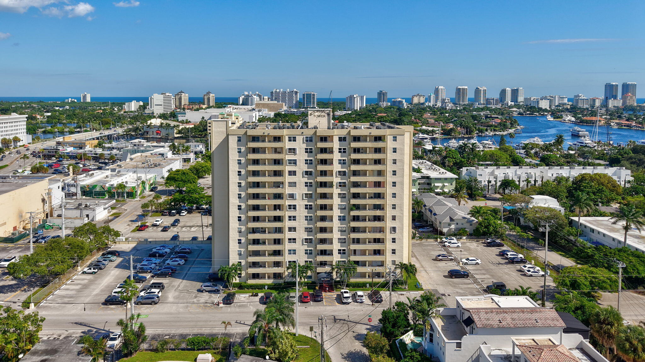 VICTORIA PARK TOWER CONDO - Residential Lease