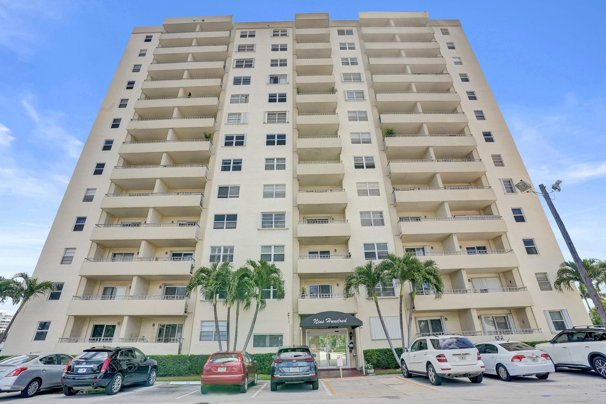 VICTORIA PARK TOWER CONDO - Residential Lease