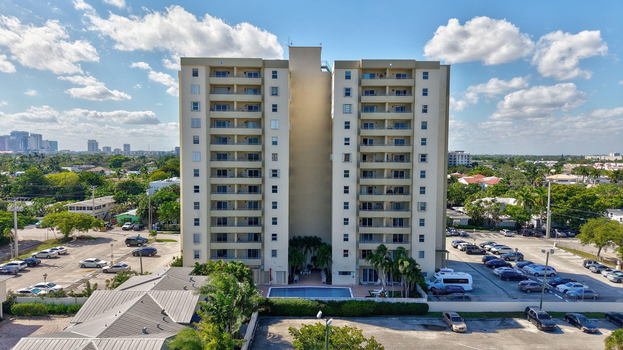 VICTORIA PARK TOWER CONDO - Residential Lease