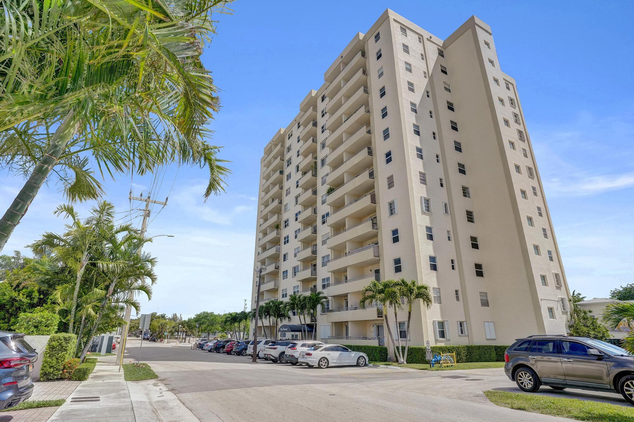 VICTORIA PARK TOWER CONDO - Residential Lease