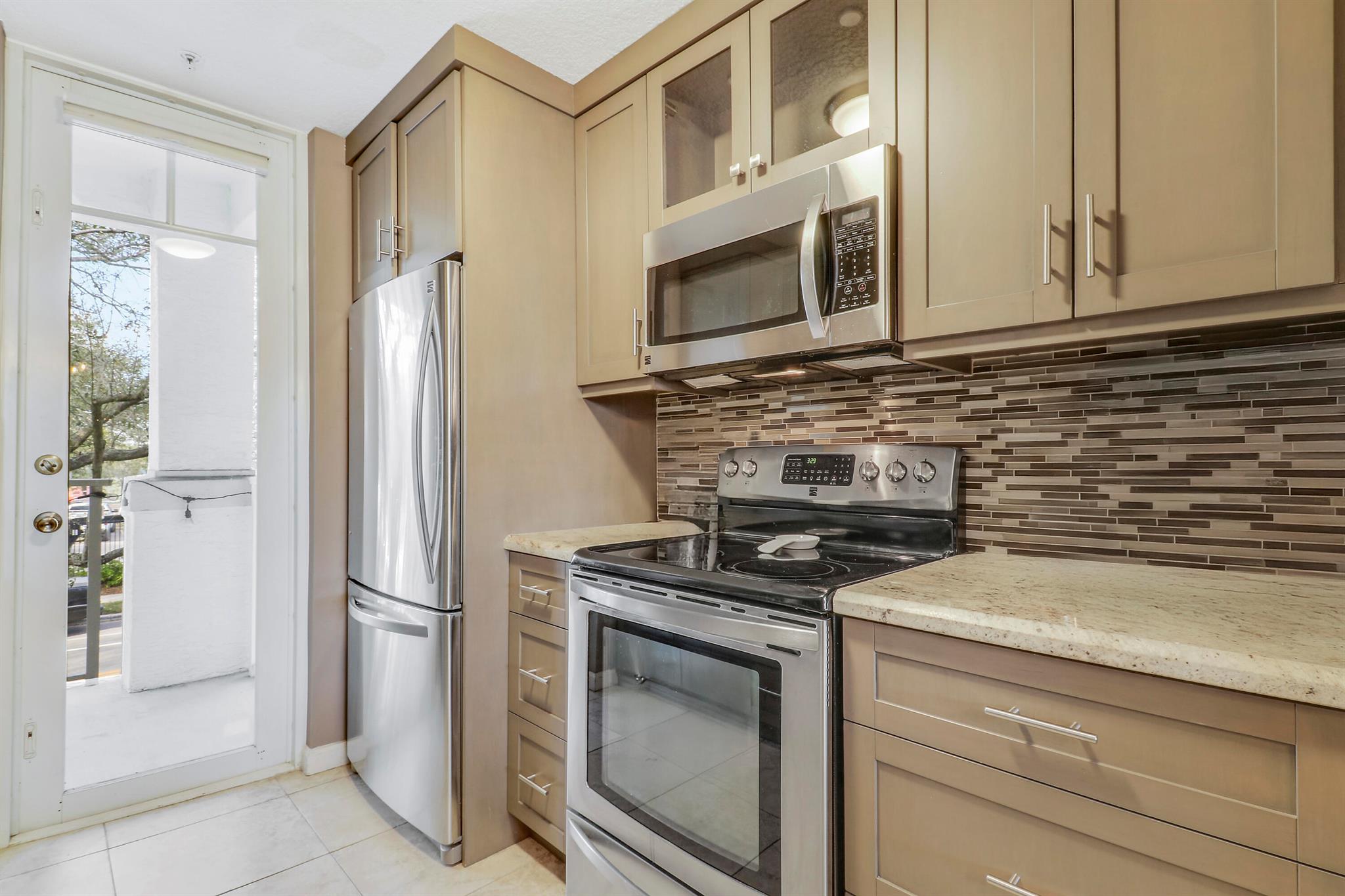 VILLAGE AT ABACOA CONDO - Residential Lease