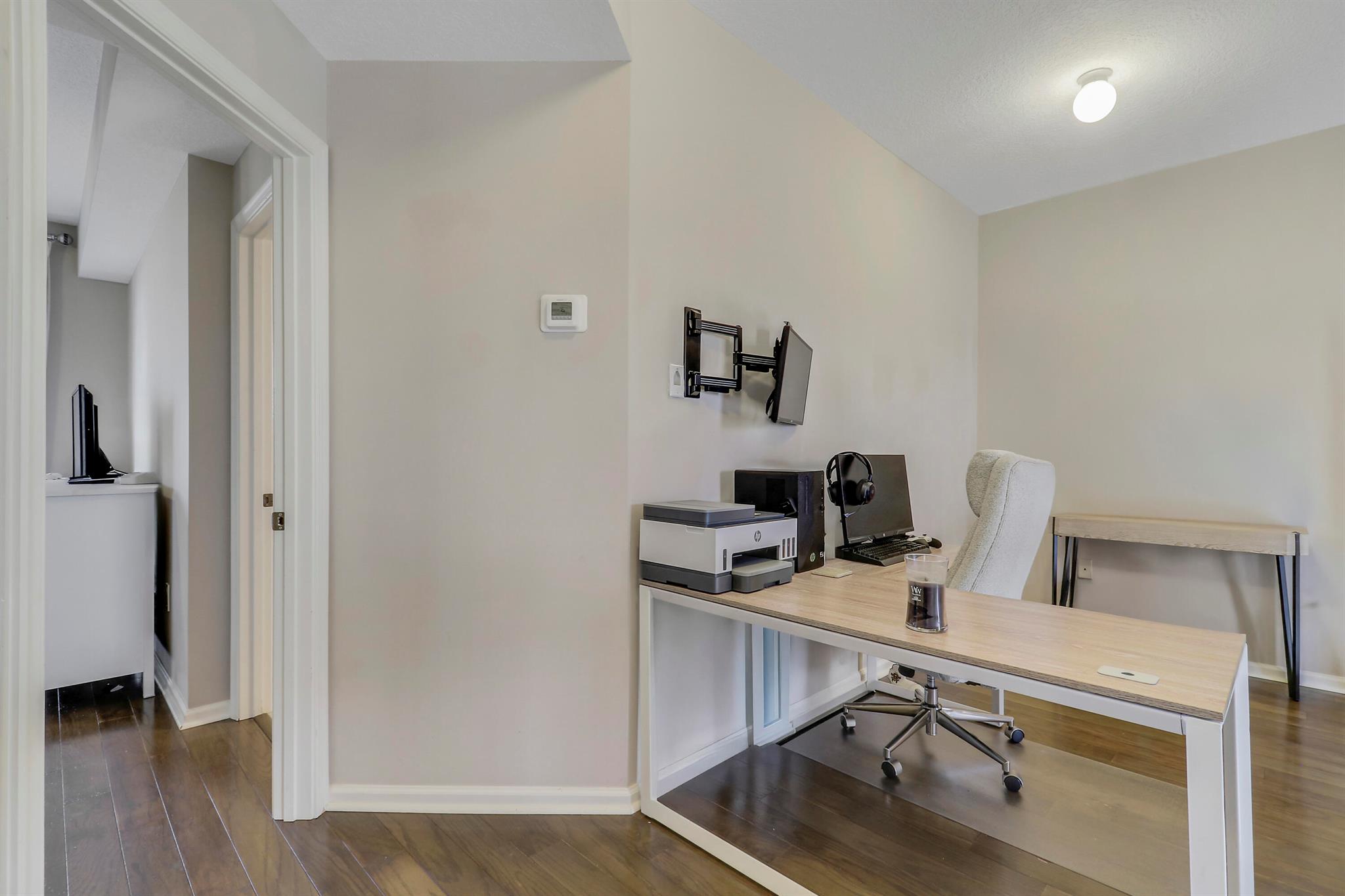 VILLAGE AT ABACOA CONDO - Residential Lease