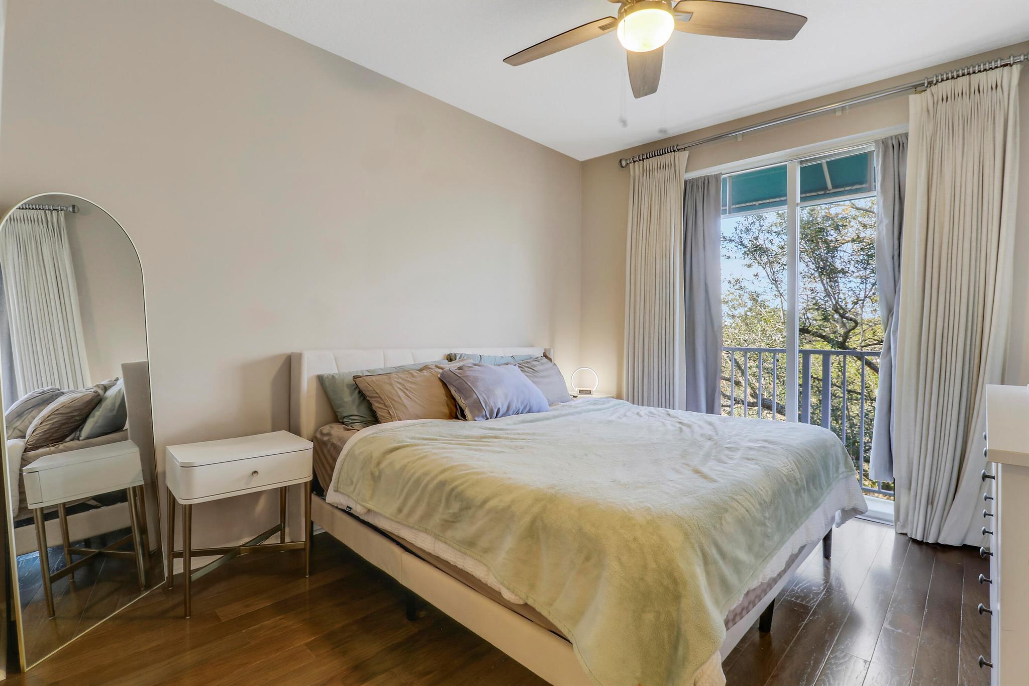 VILLAGE AT ABACOA CONDO - Residential Lease