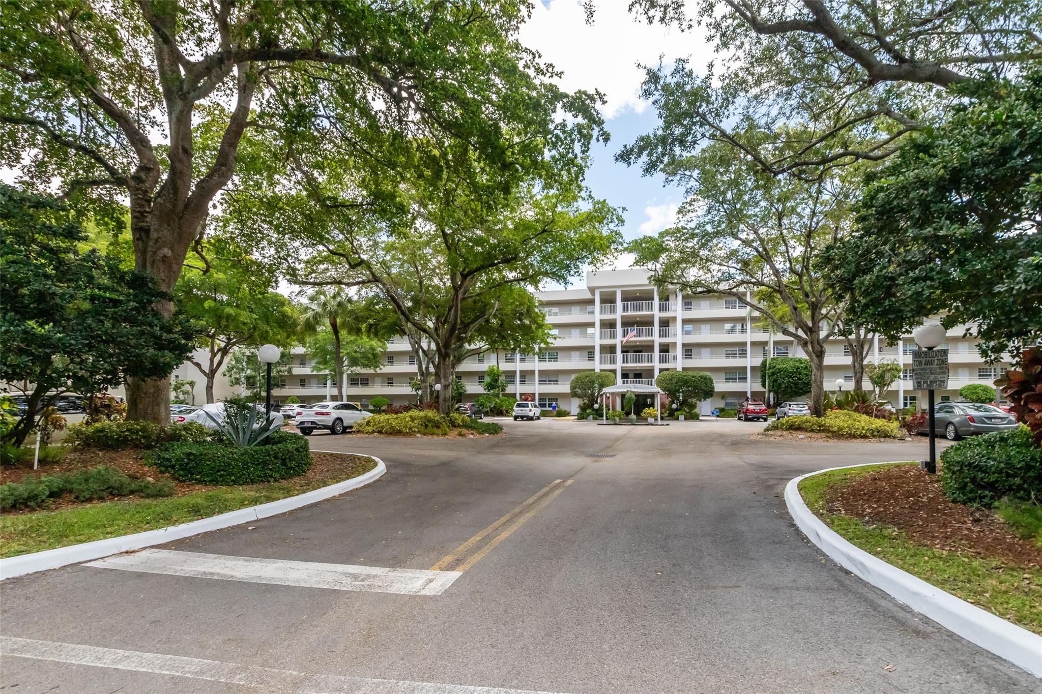 808 Cypress Blvd 106