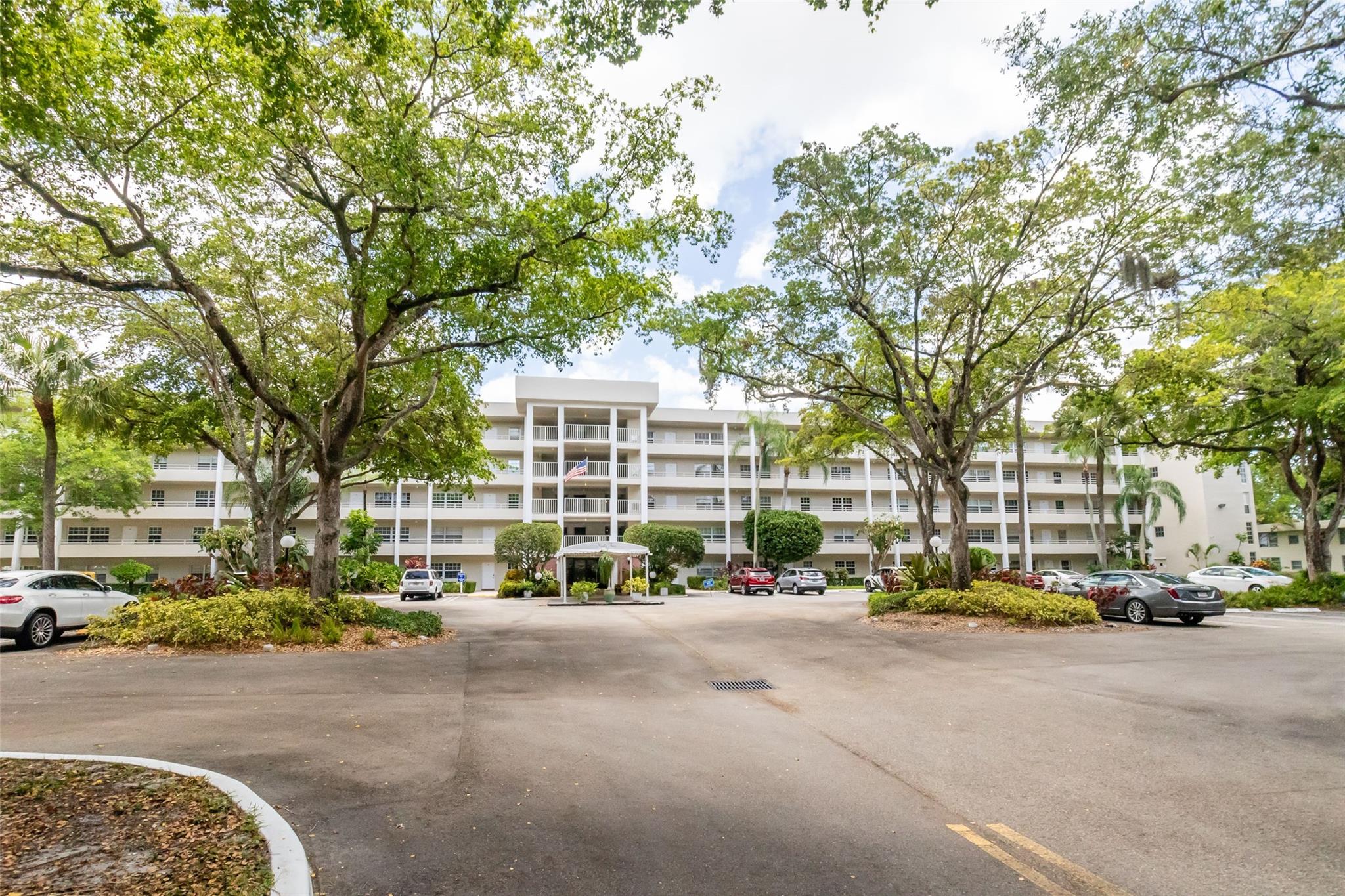 808 Cypress Blvd 106