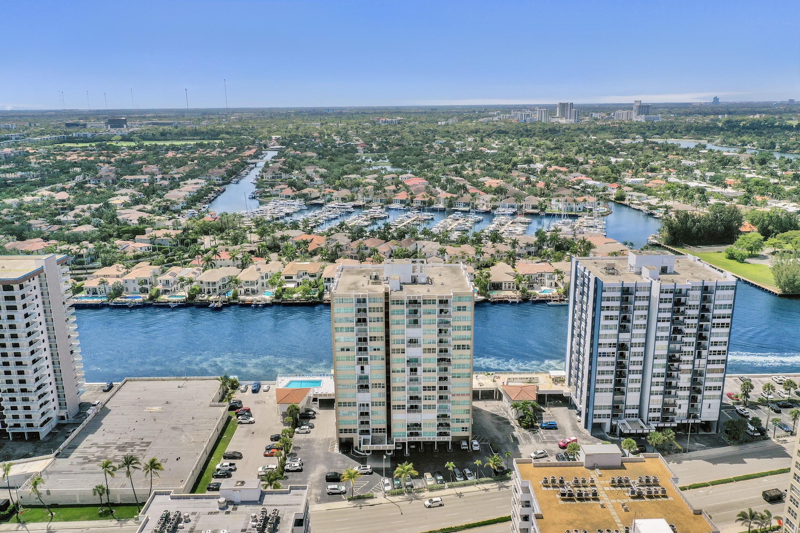 TRAFALGAR TOWERS CONDOMINIUM 2 - Residential