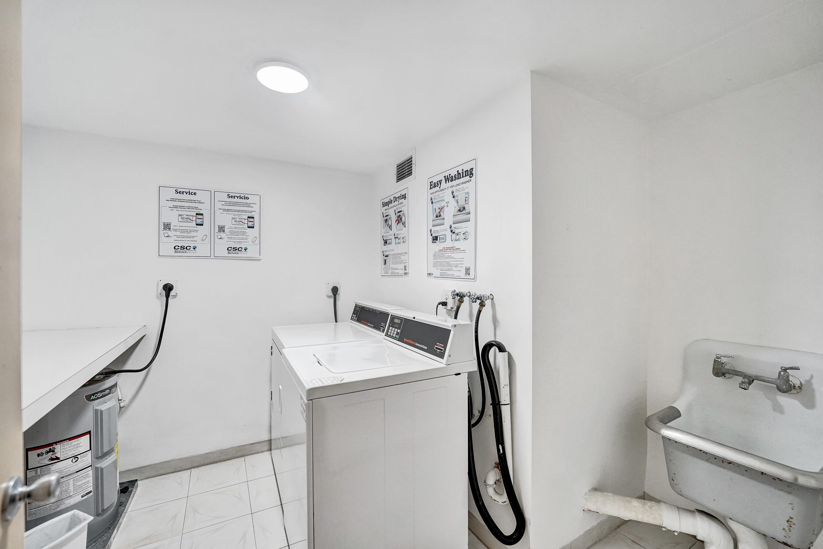 TRAFALGAR TOWERS CONDOMINIUM 2 - Residential