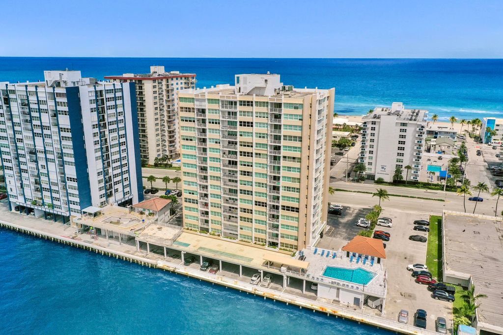 Photo of 1410 S Ocean Drive #1508, Hollywood, FL 33019 (MLS # B26018698)