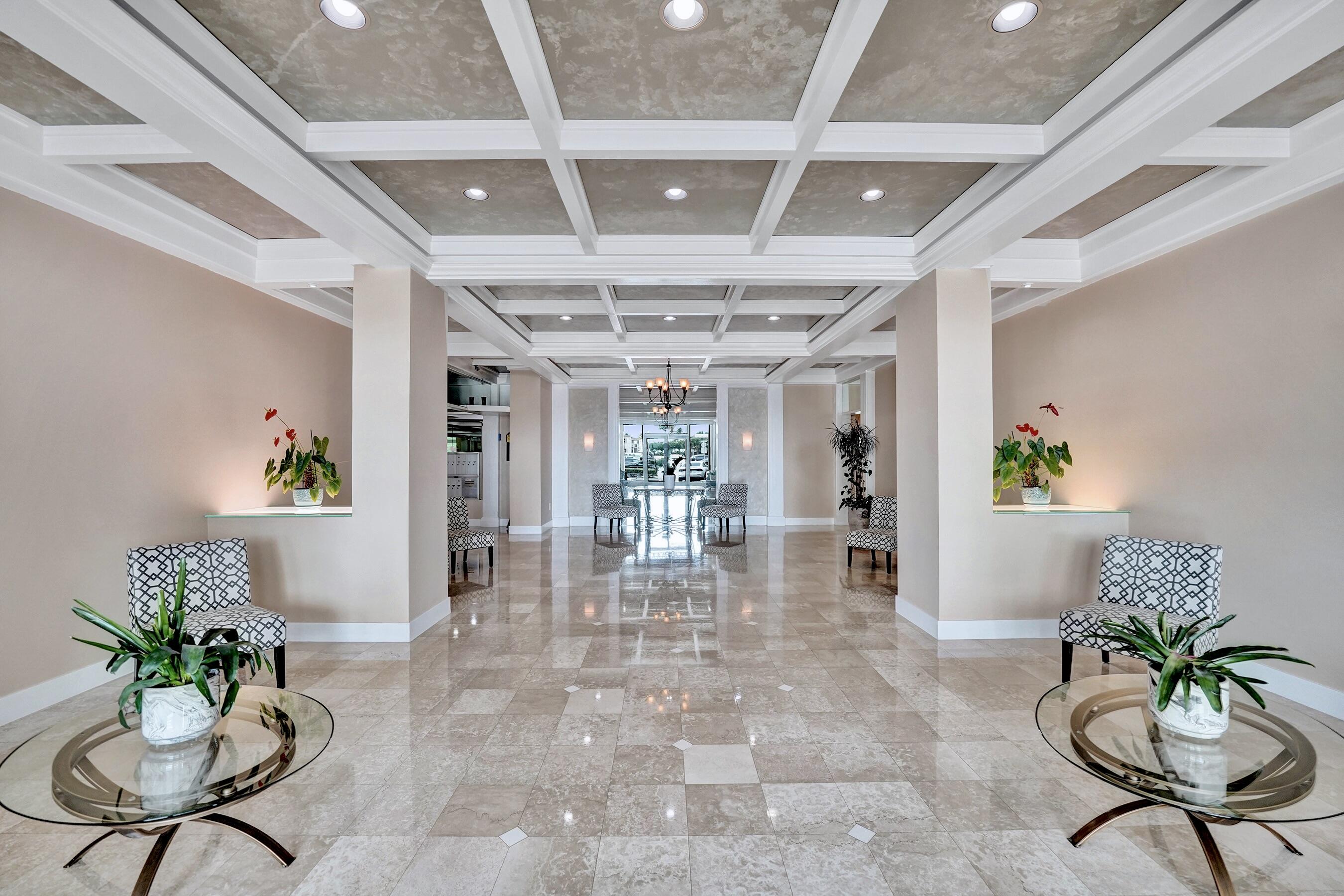 TRAFALGAR TOWERS CONDOMINIUM 2 - Residential