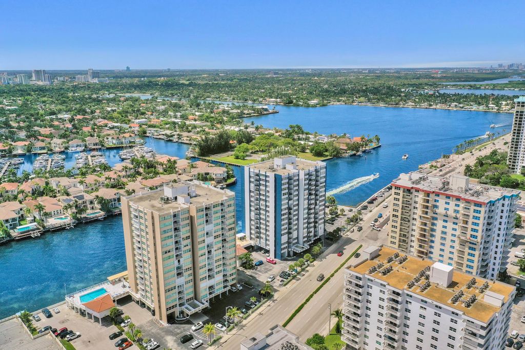 Photo of 1410 S Ocean Drive #1508, Hollywood, FL 33019 (MLS # B26018698)