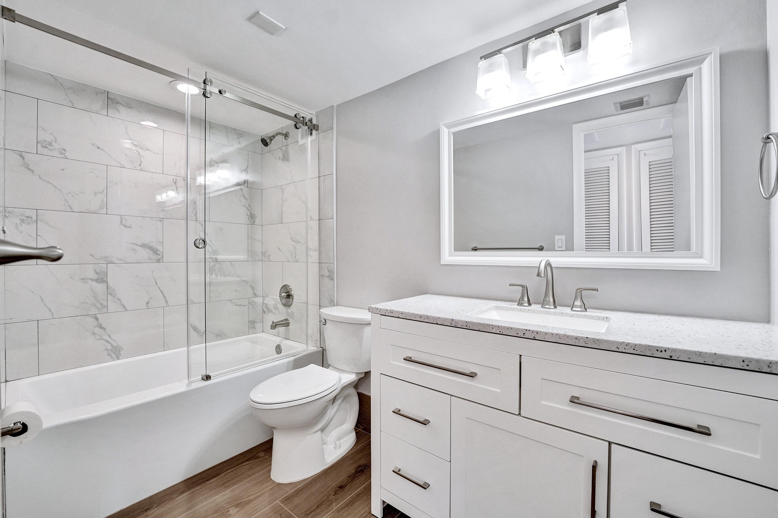 TRAFALGAR TOWERS CONDOMINIUM 2 - Residential