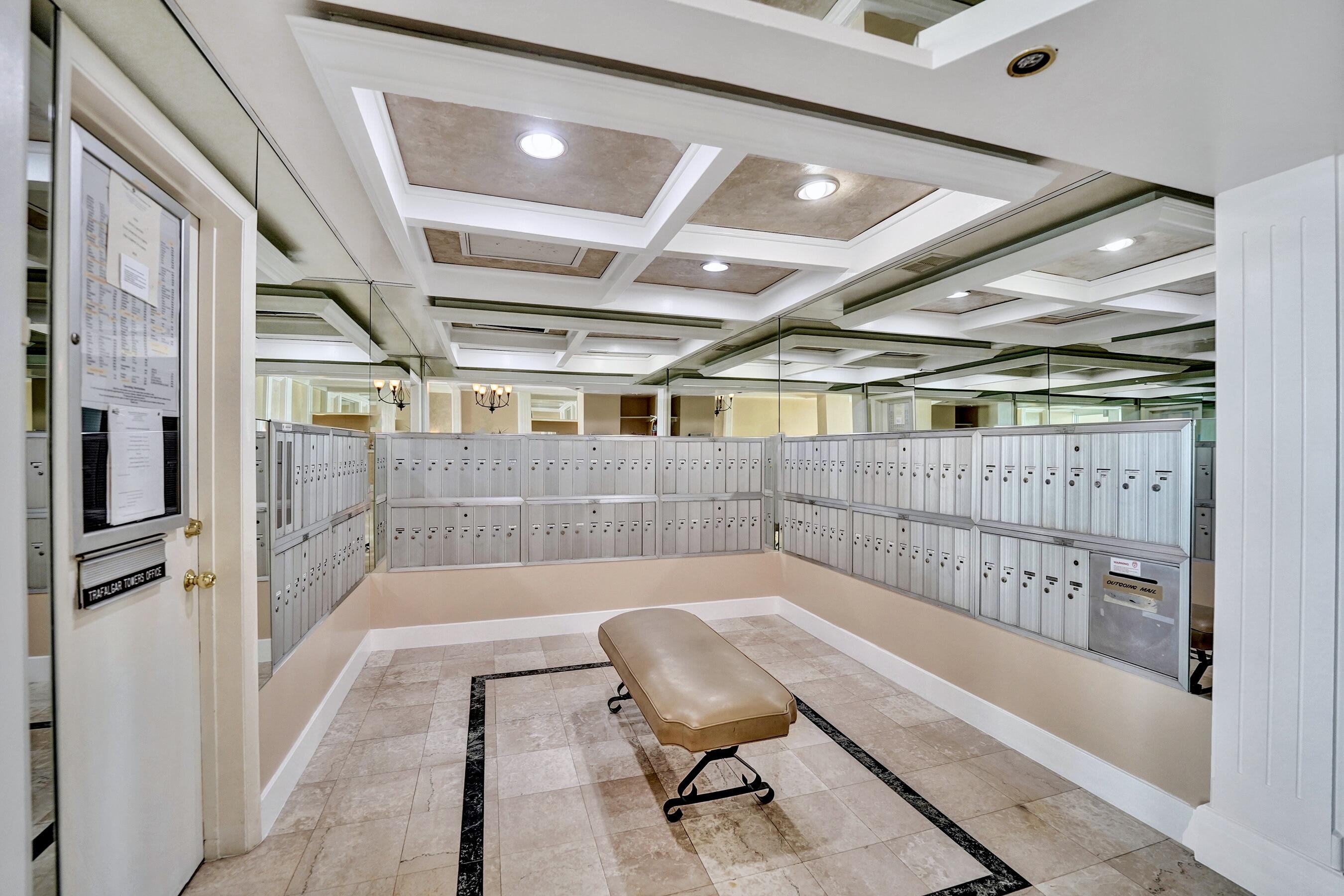 TRAFALGAR TOWERS CONDOMINIUM 2 - Residential