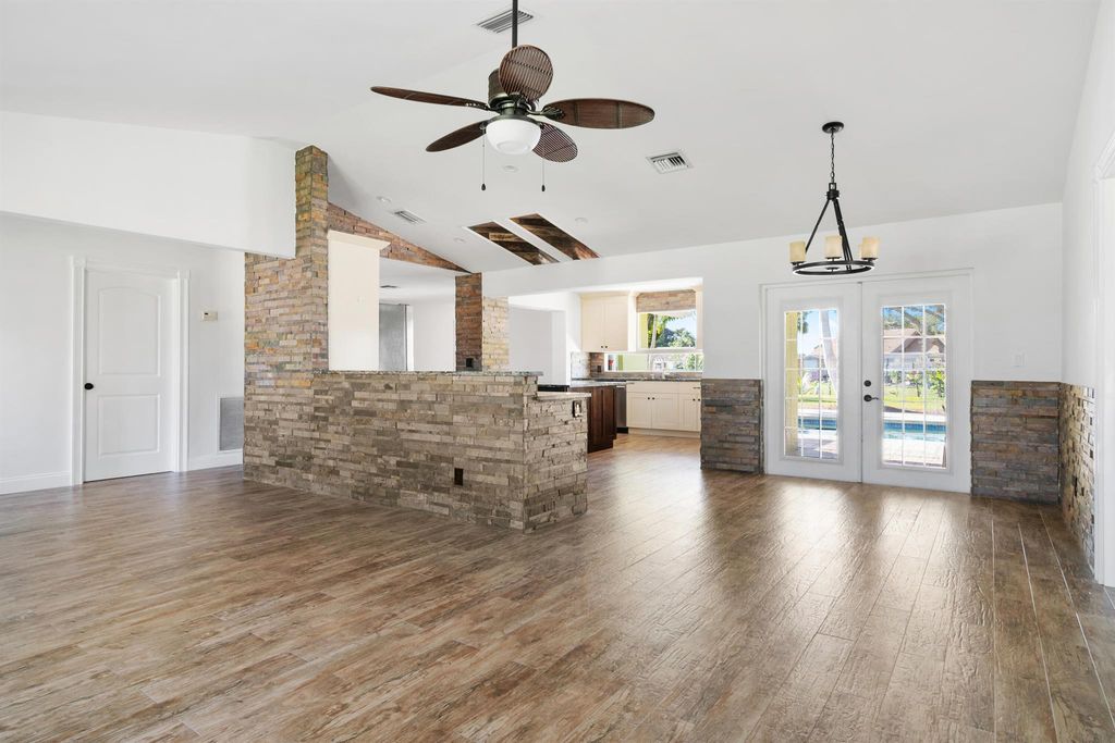 Photo of 954 Hickory Trail, Wellington, FL 33414 (MLS # R10944712)