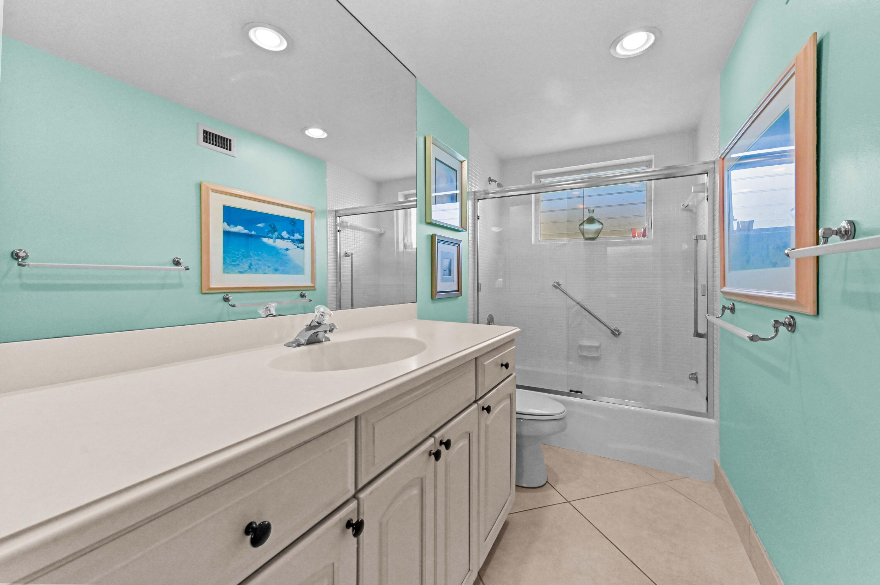 PALM BEACH WHITEHOUSE - Residential