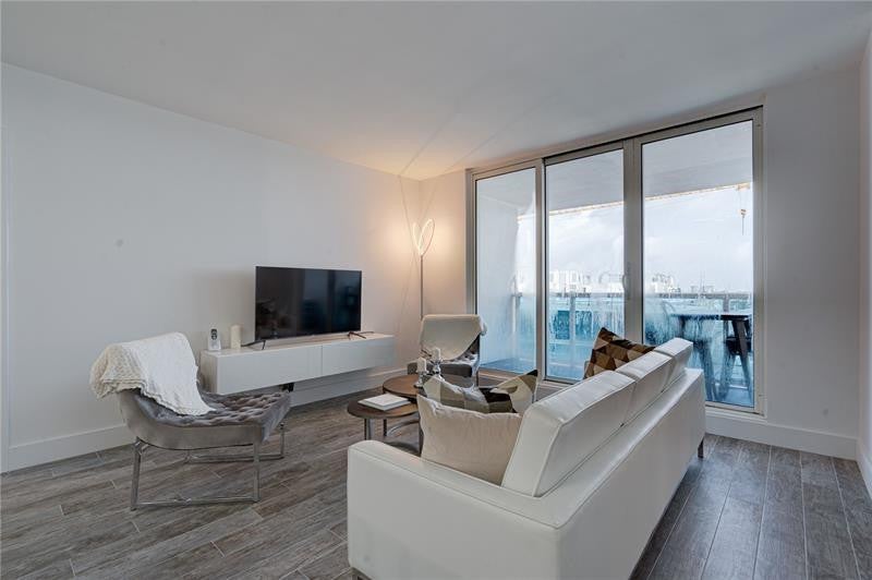 Roney Palace - Residential