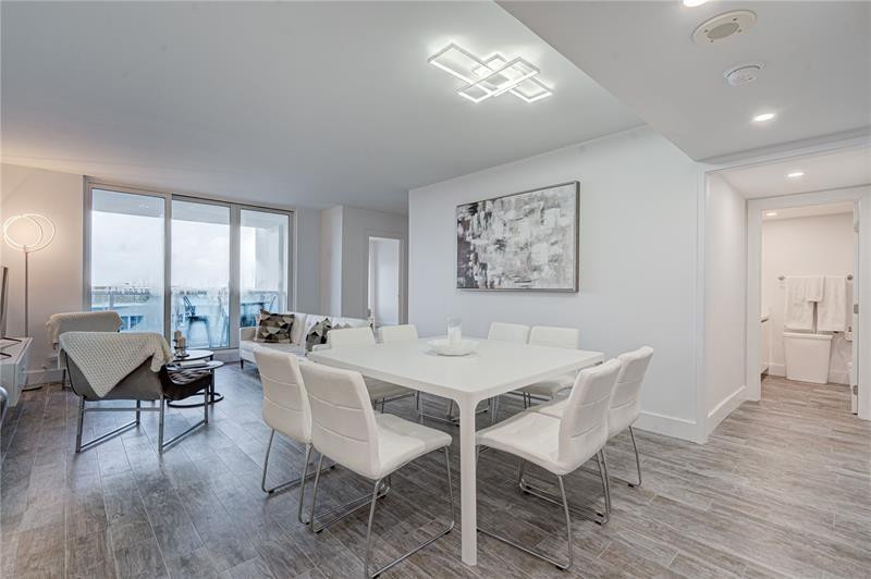 Roney Palace - Residential