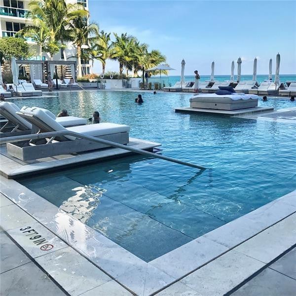 Roney Palace - Residential